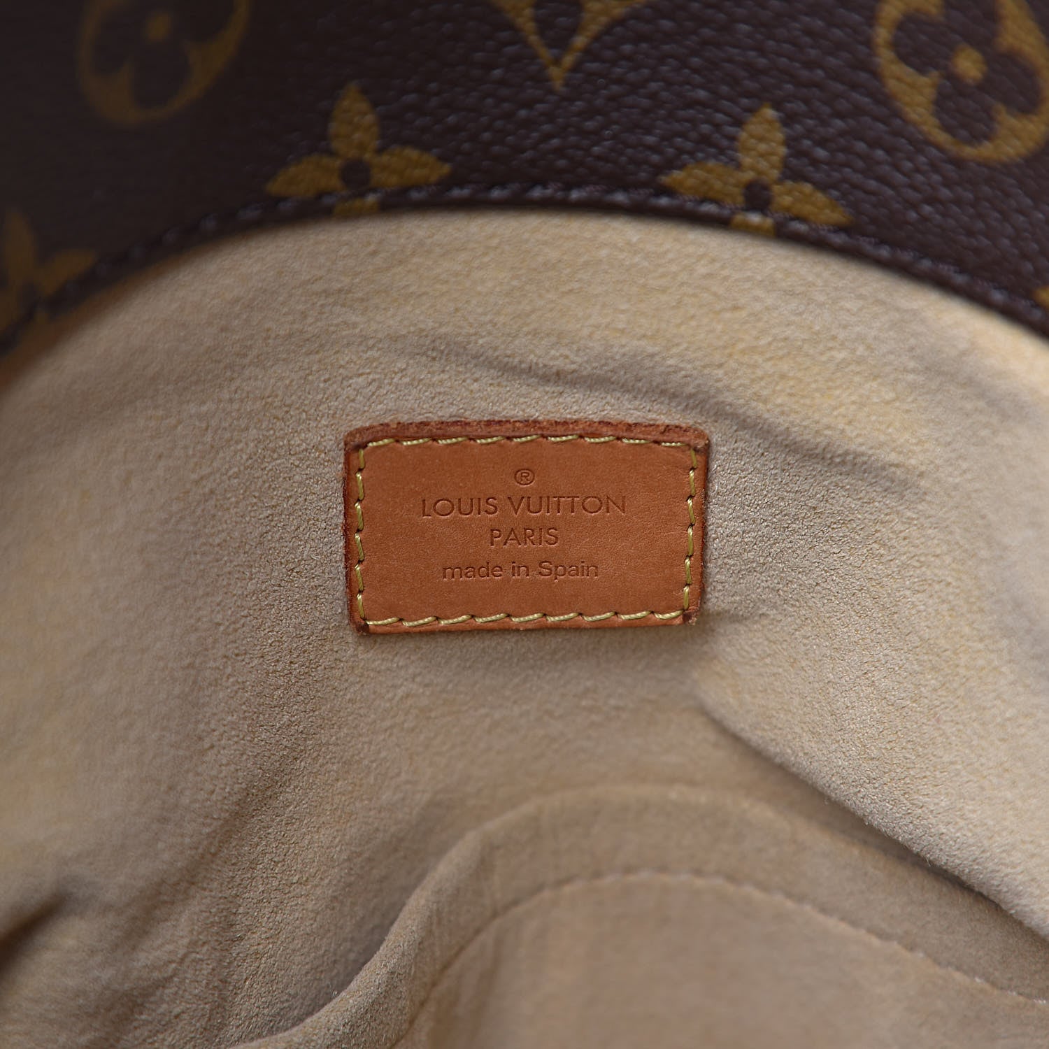 Louis Vuitton Monogram Artsy MM 6 of 12