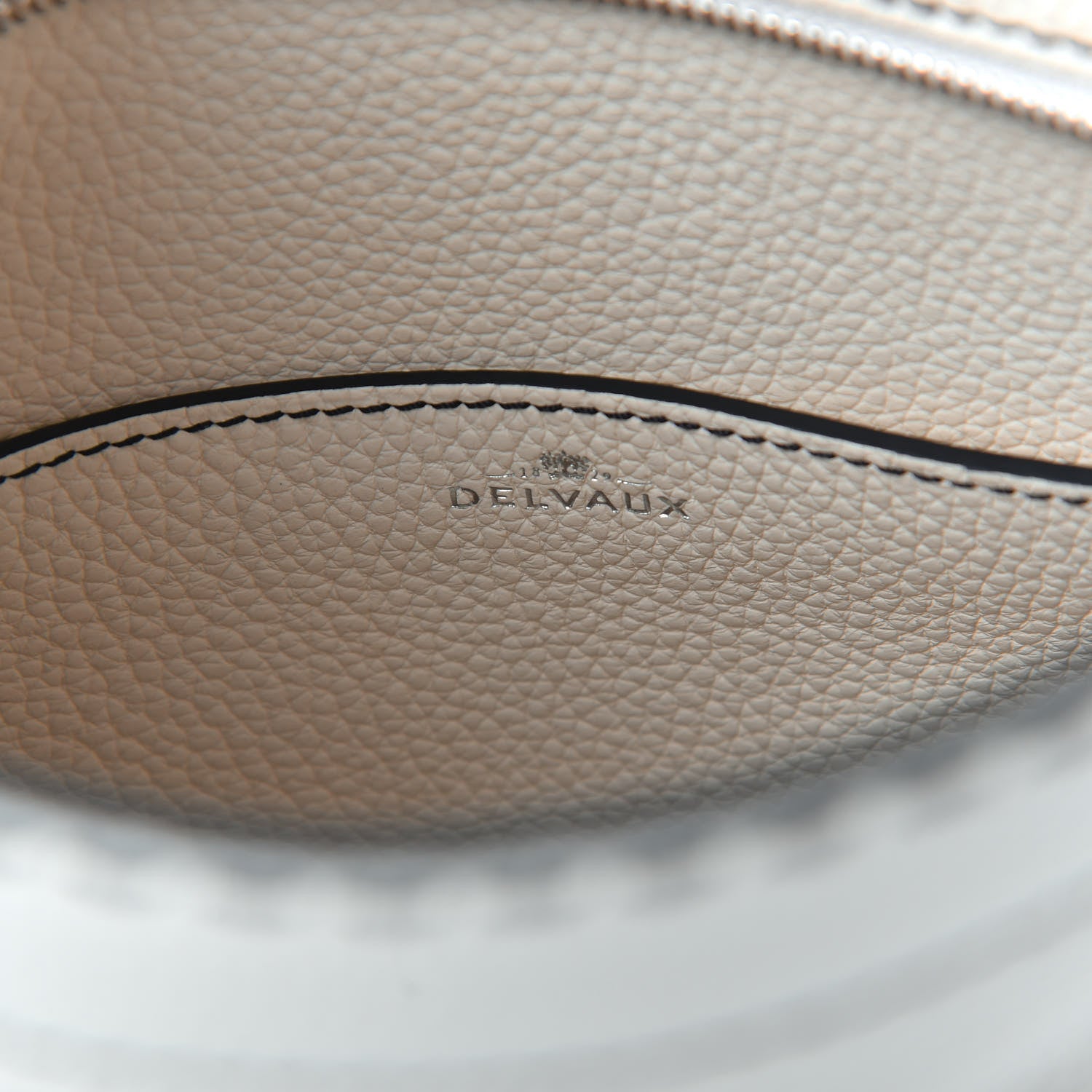 Delvaux Taurillon Pin Daily Surpique Bucket Ivory 6 of 9