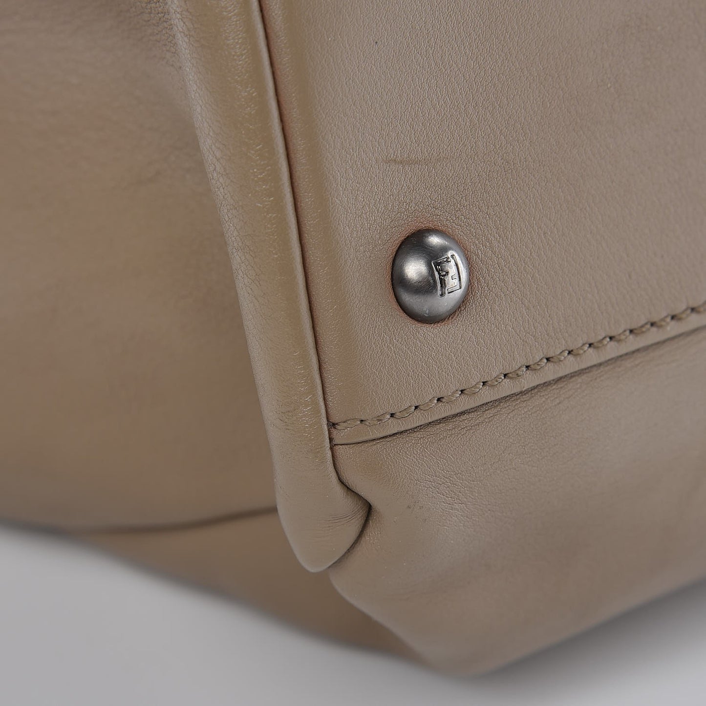 Vitello Saddle Ayers Large Peekaboo Iconic Satchel Argilla Saddle