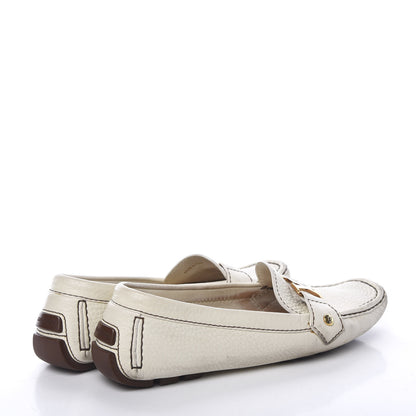 Louis Vuitton Grained Calfskin Oxford Loafers 38.5 White 4 of 19