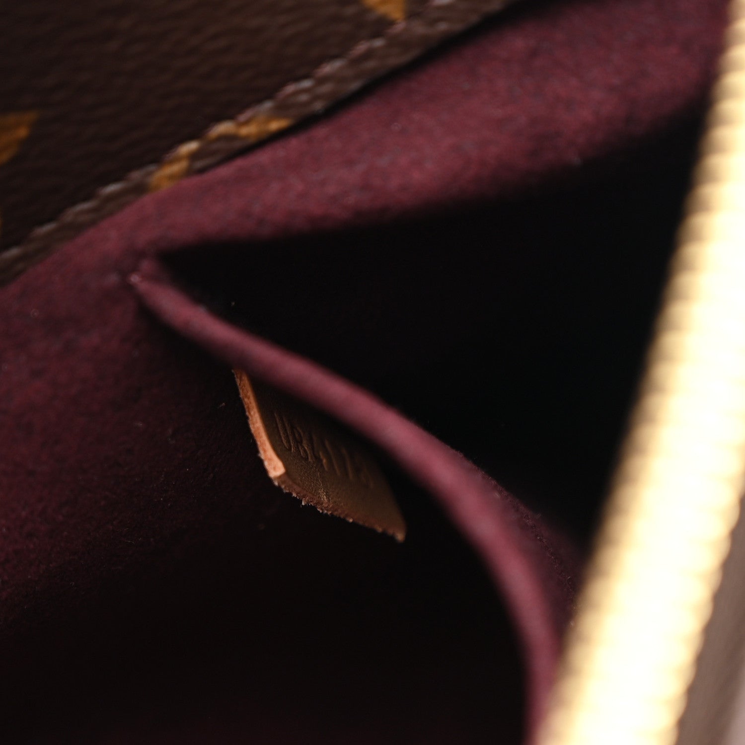 Louis Vuitton Monogram Montaigne MM 9 of 12