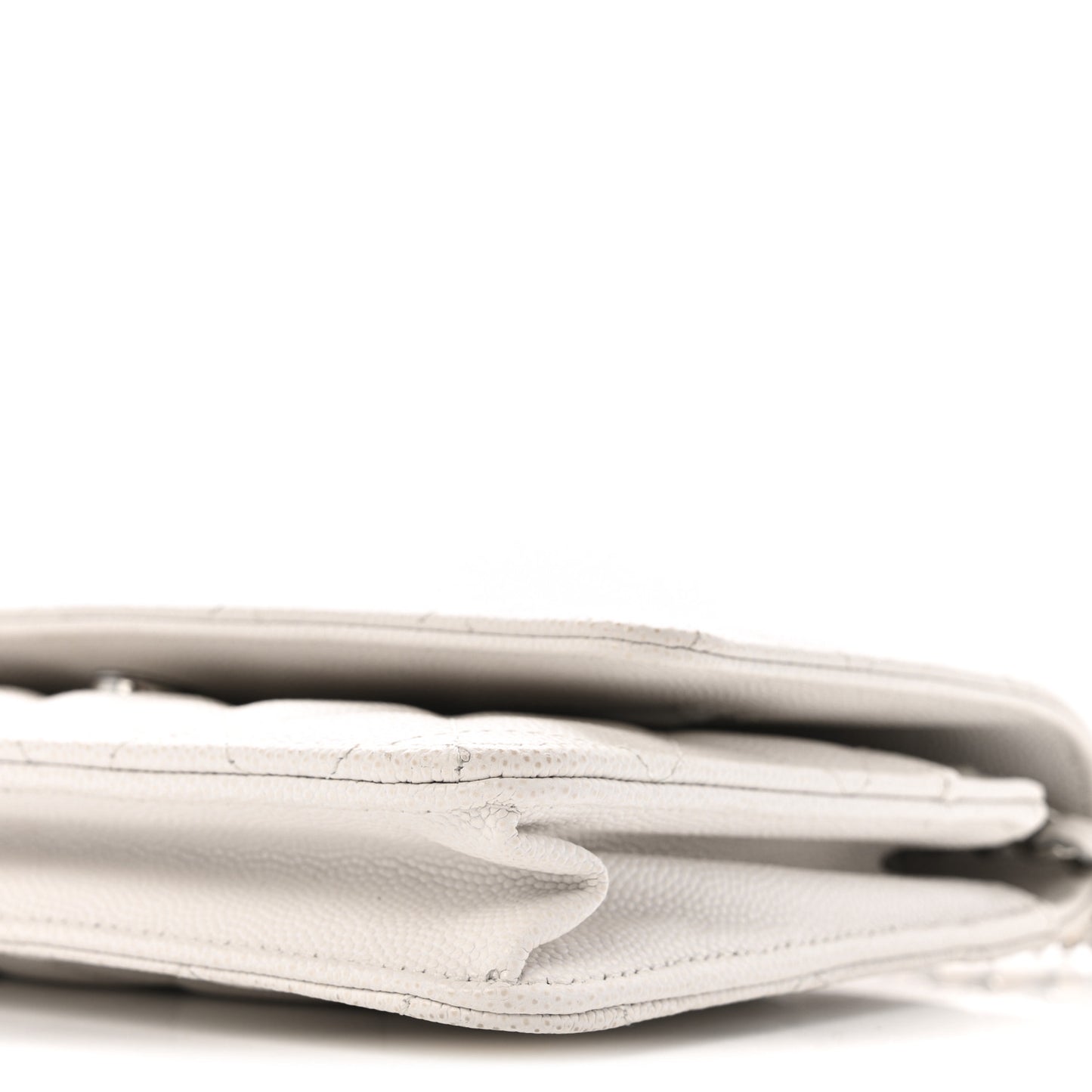Caviar Quilted CC Logo Wallet on Chain WOC White