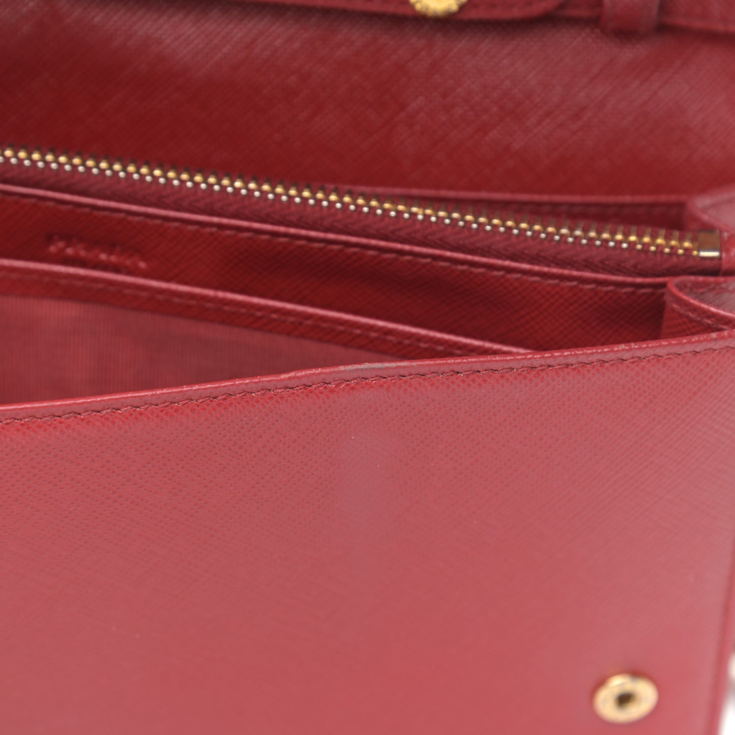 Saffiano Metal Flap Wallet With Strap Fuoco
