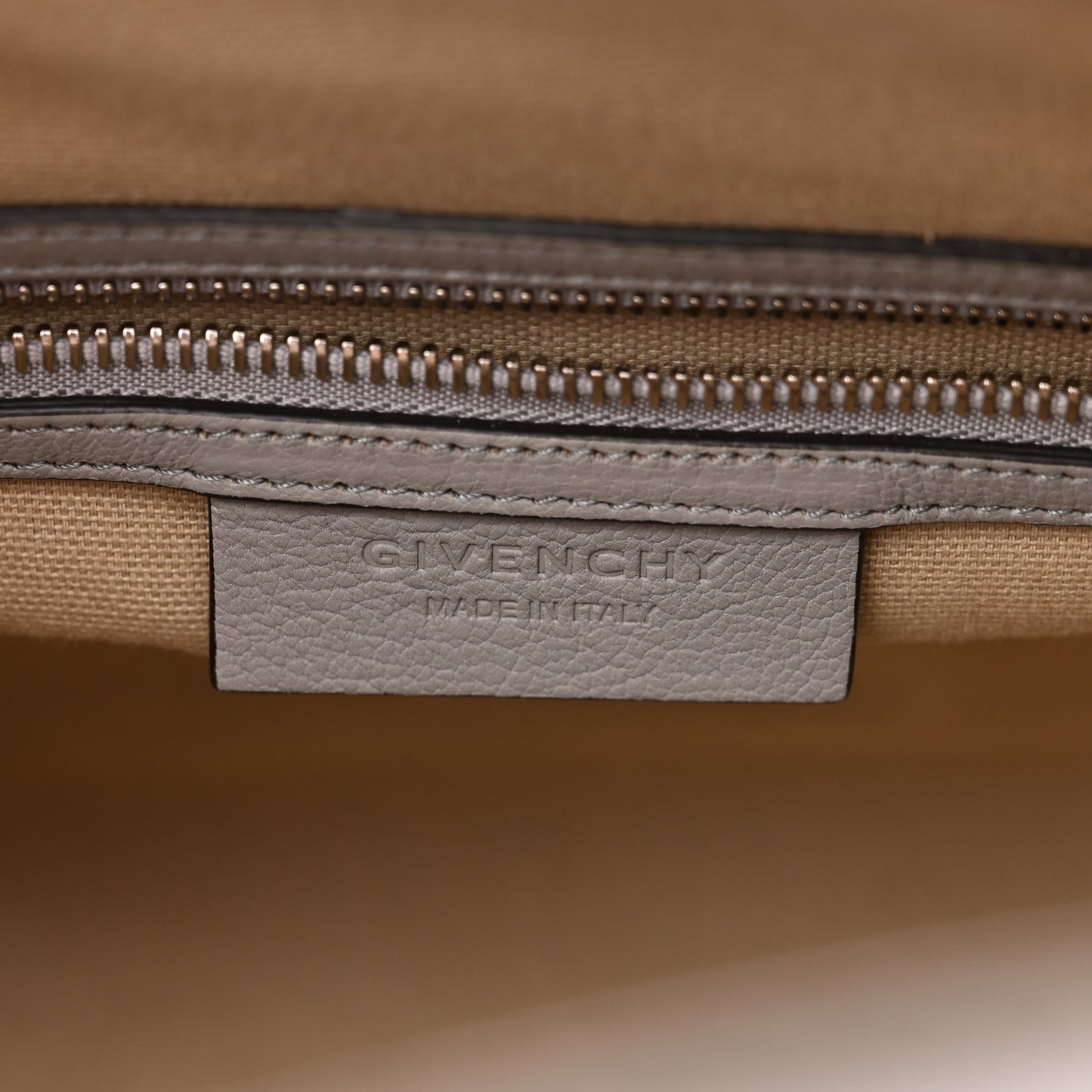 Sugar Goatskin Mini Antigona Pearl Grey