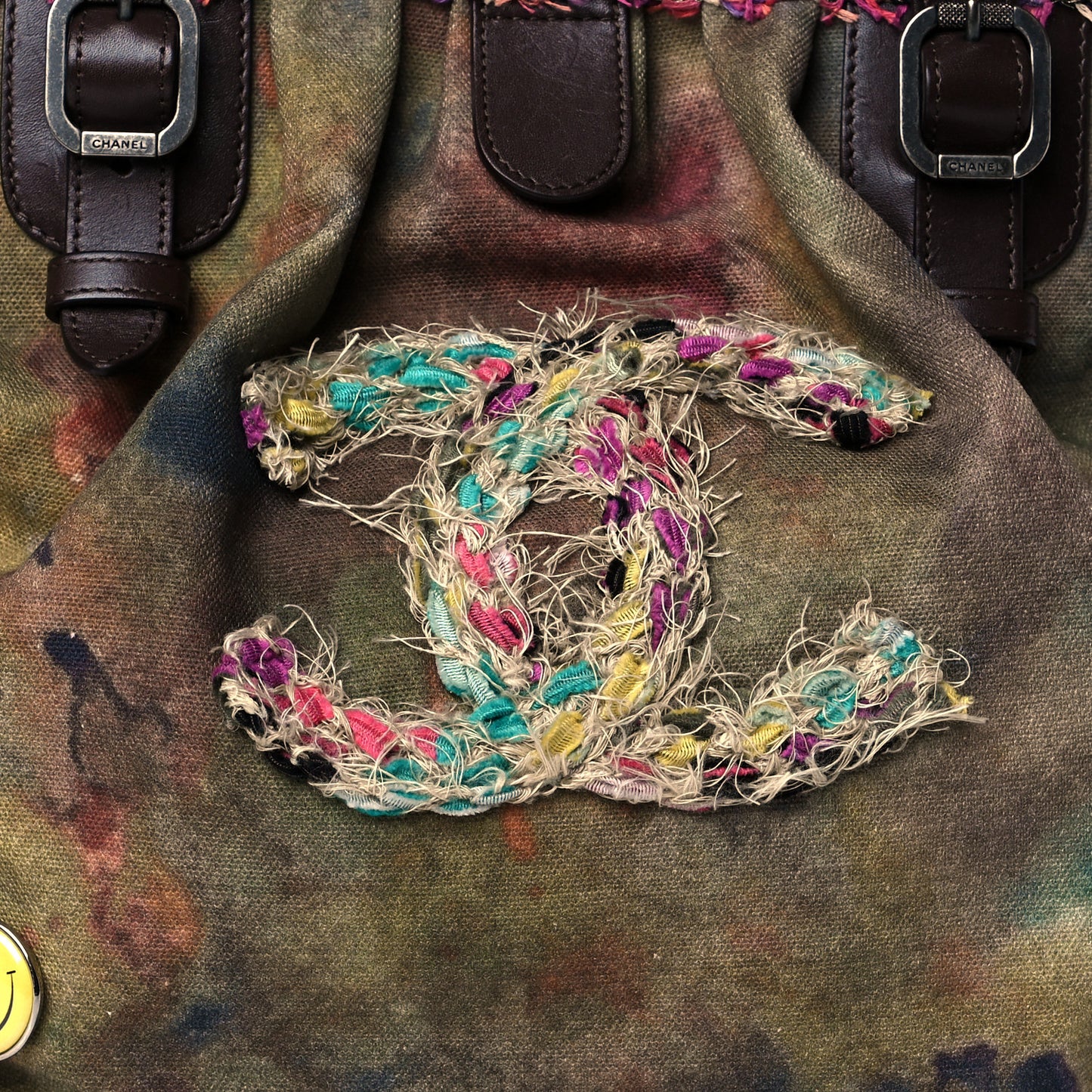 Washed Toile Graffiti On The Pavements Bowler Khaki Multicolor