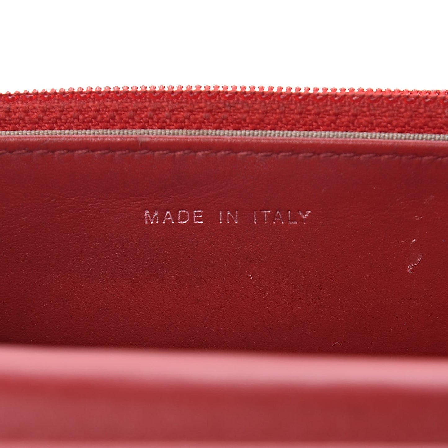 Patent Quilted Brilliant Wallet On Chain WOC Red
