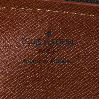 Louis Vuitton Monogram Papillon 26 5 of 9