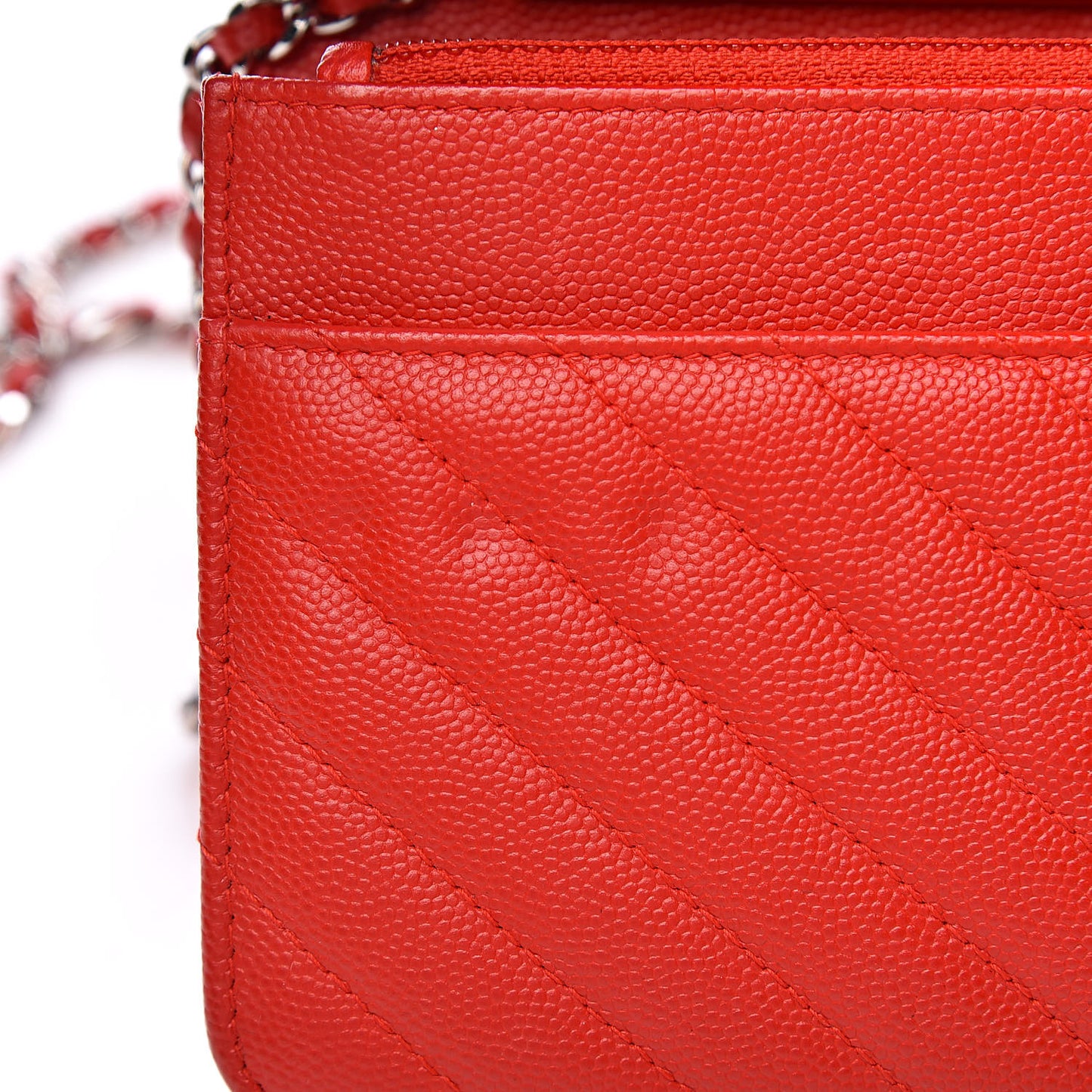 Caviar Chevron Quilted Wallet On Chain WOC Red