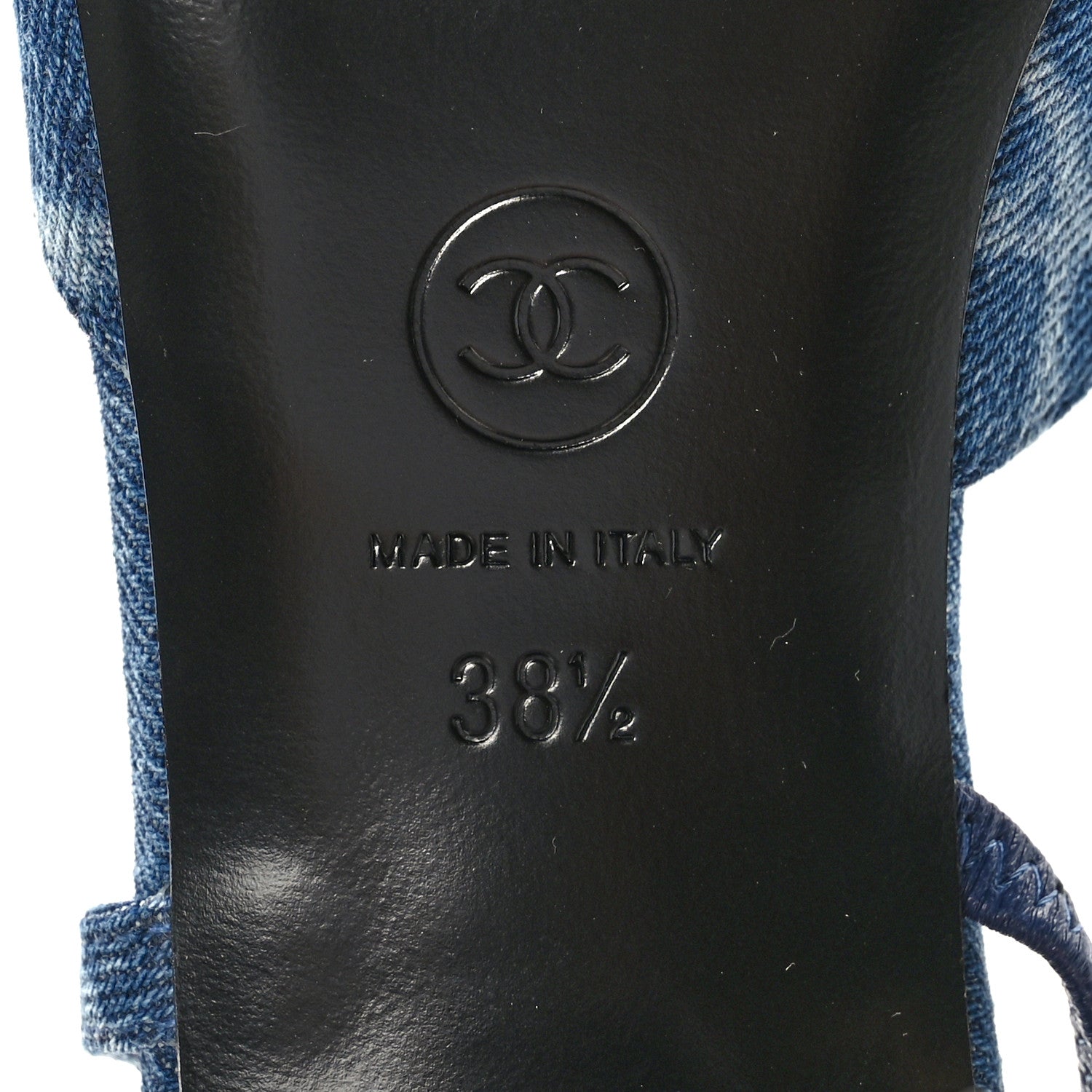Chanel Printed Denim Cap Toe CC Slingback Pumps 38.5 Dark Blue White 7 of 9