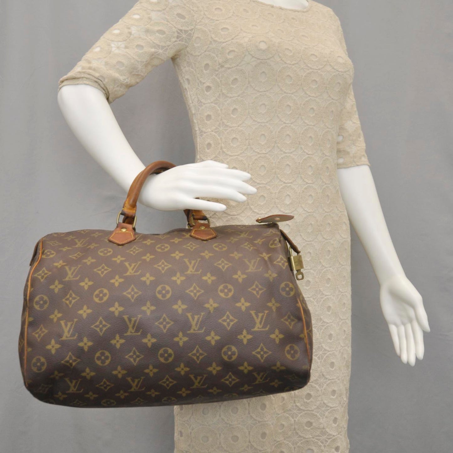 Monogram Speedy 35