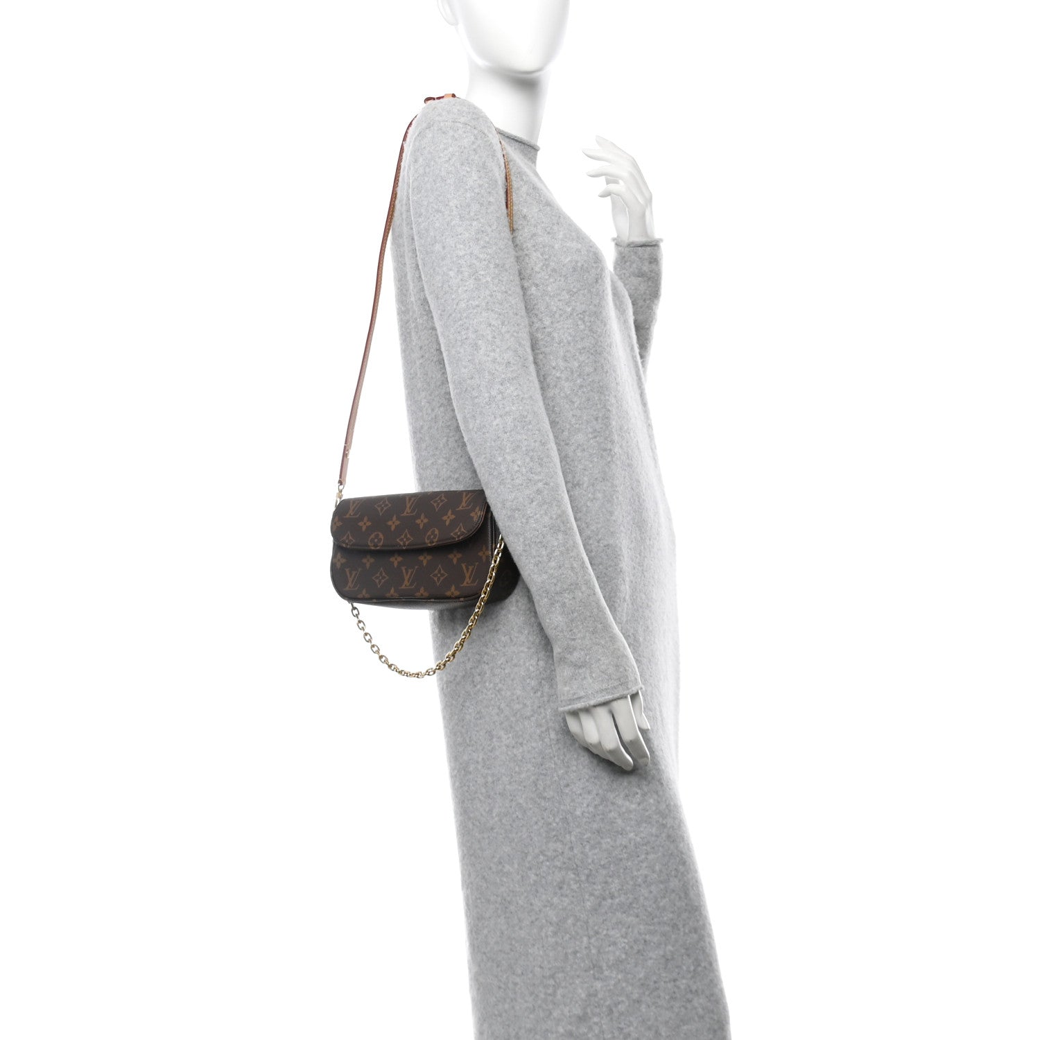 Louis Vuitton Monogram Ivy Wallet On Chain 2 of 10