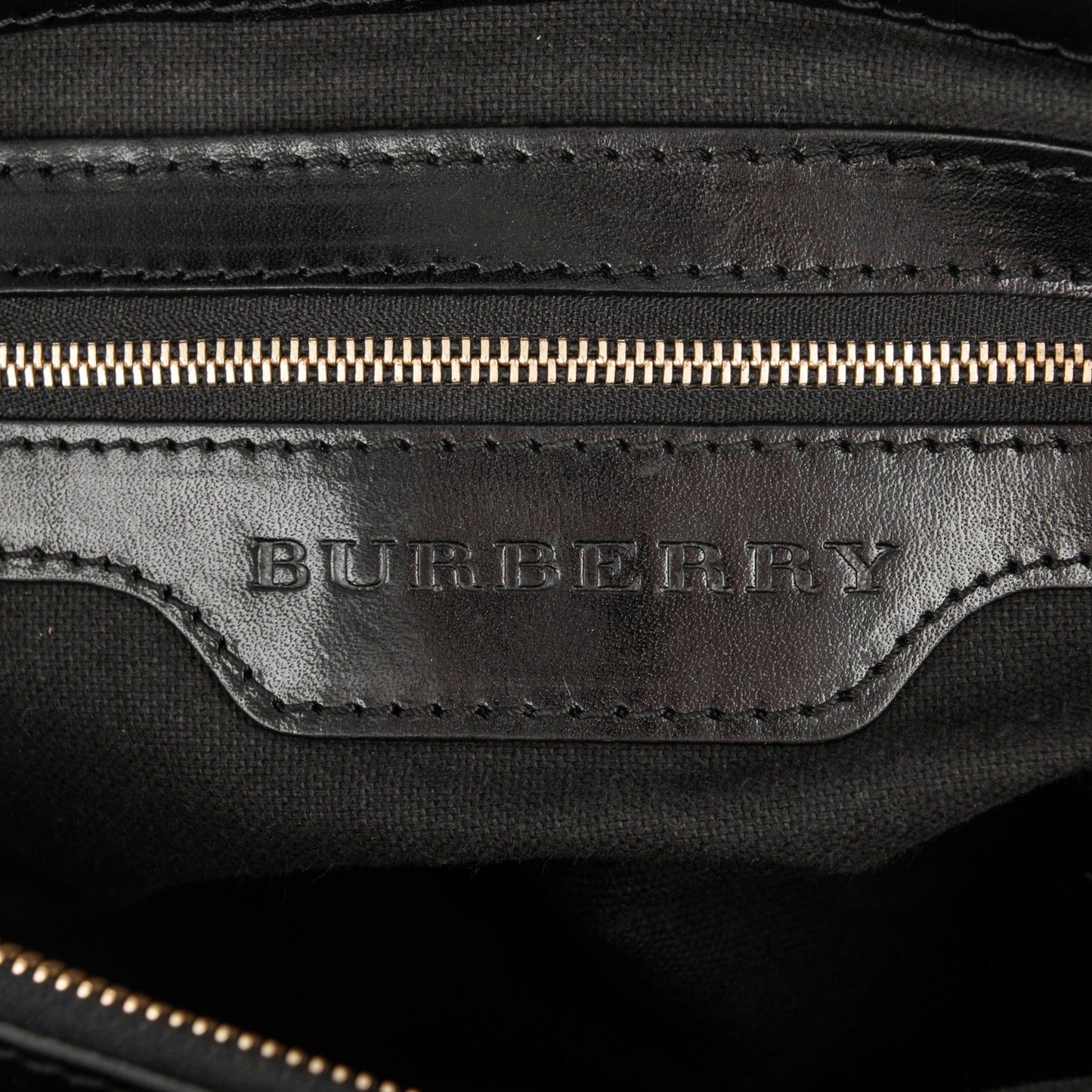 House Check Bridle Calfskin Medium Lynher Tote Black