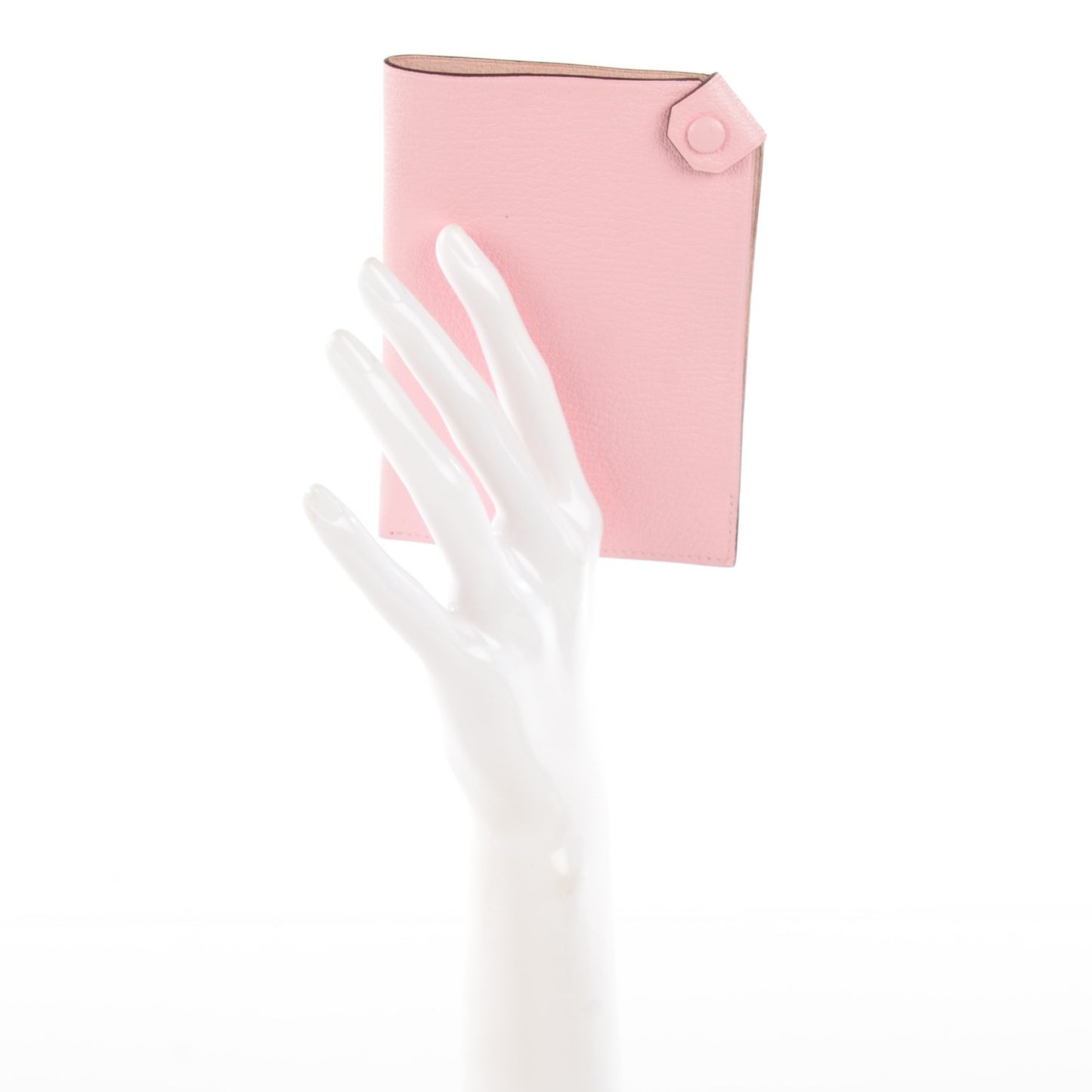 Chevre Mysore Tarmac PM Passport Holder Rose Sakura