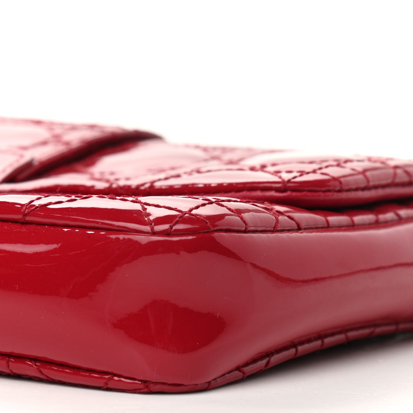 Patent Cannage New Lock Pouch Red