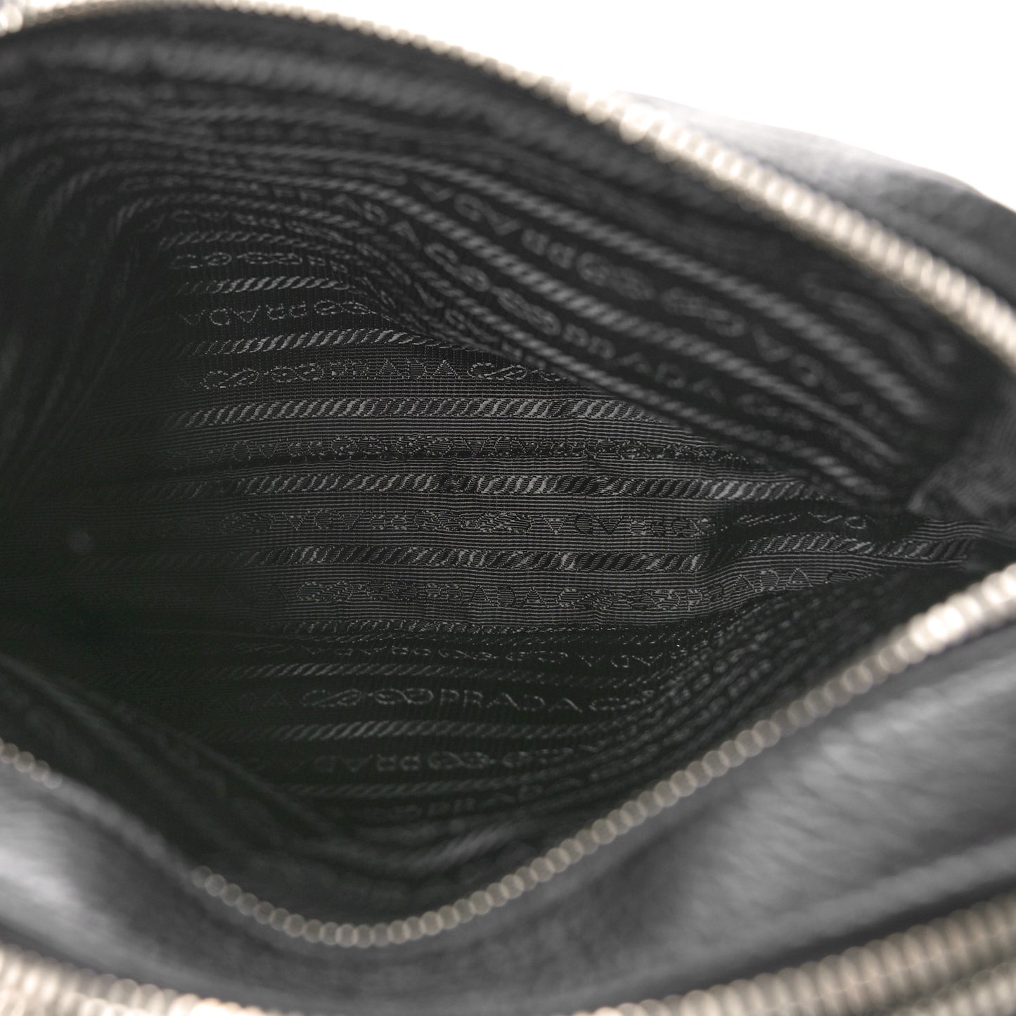 Vitello Daino Soft Camera Crossbody Black