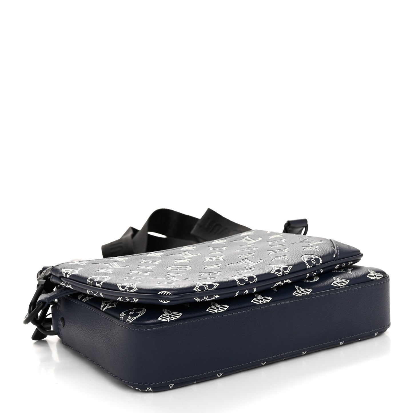 Monogram Shadow G65 Trio Messenger Navy