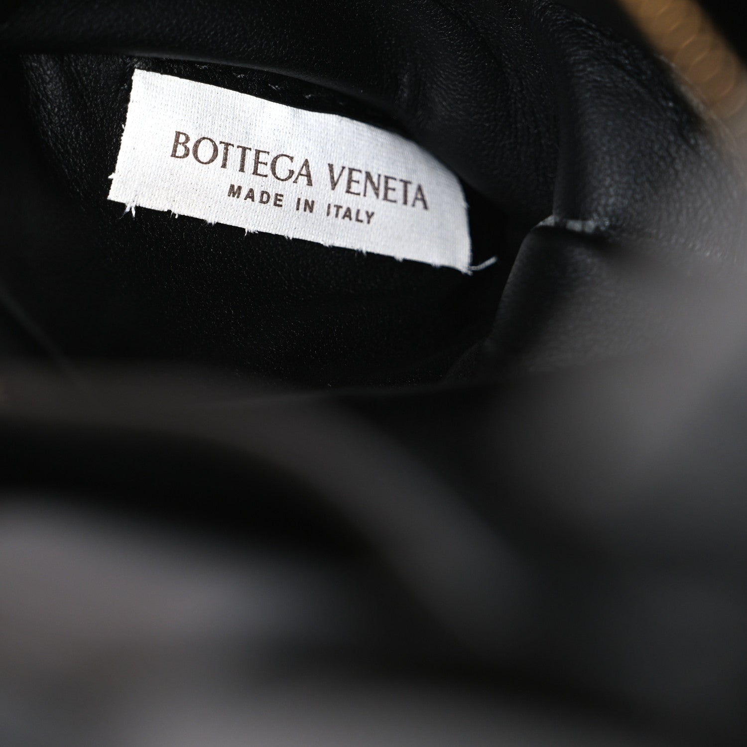 Bottega Veneta Nappa Intrecciato Orto Messenger Bag Black Black 7 of 11