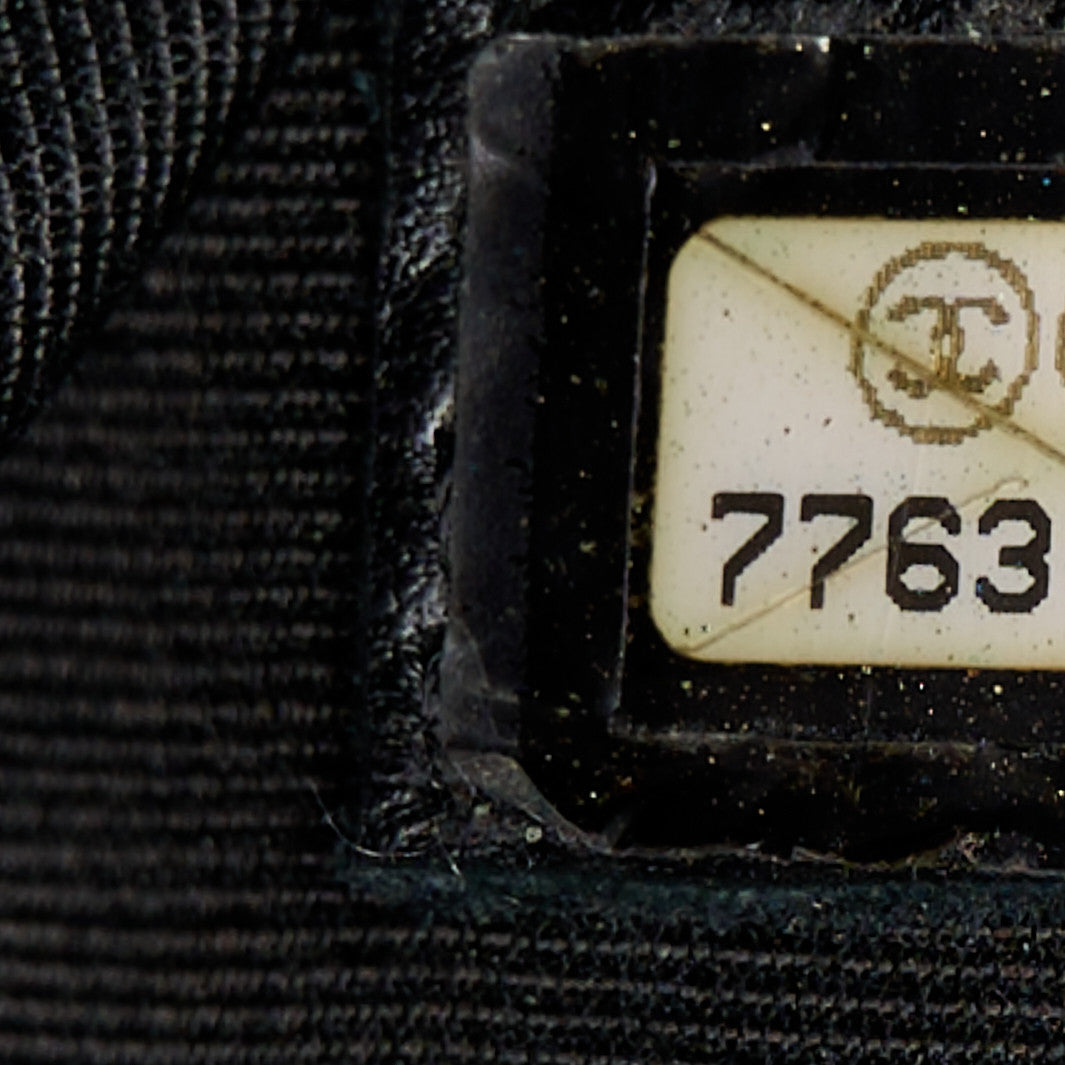 Caviar Quilted Medallion Tote Black