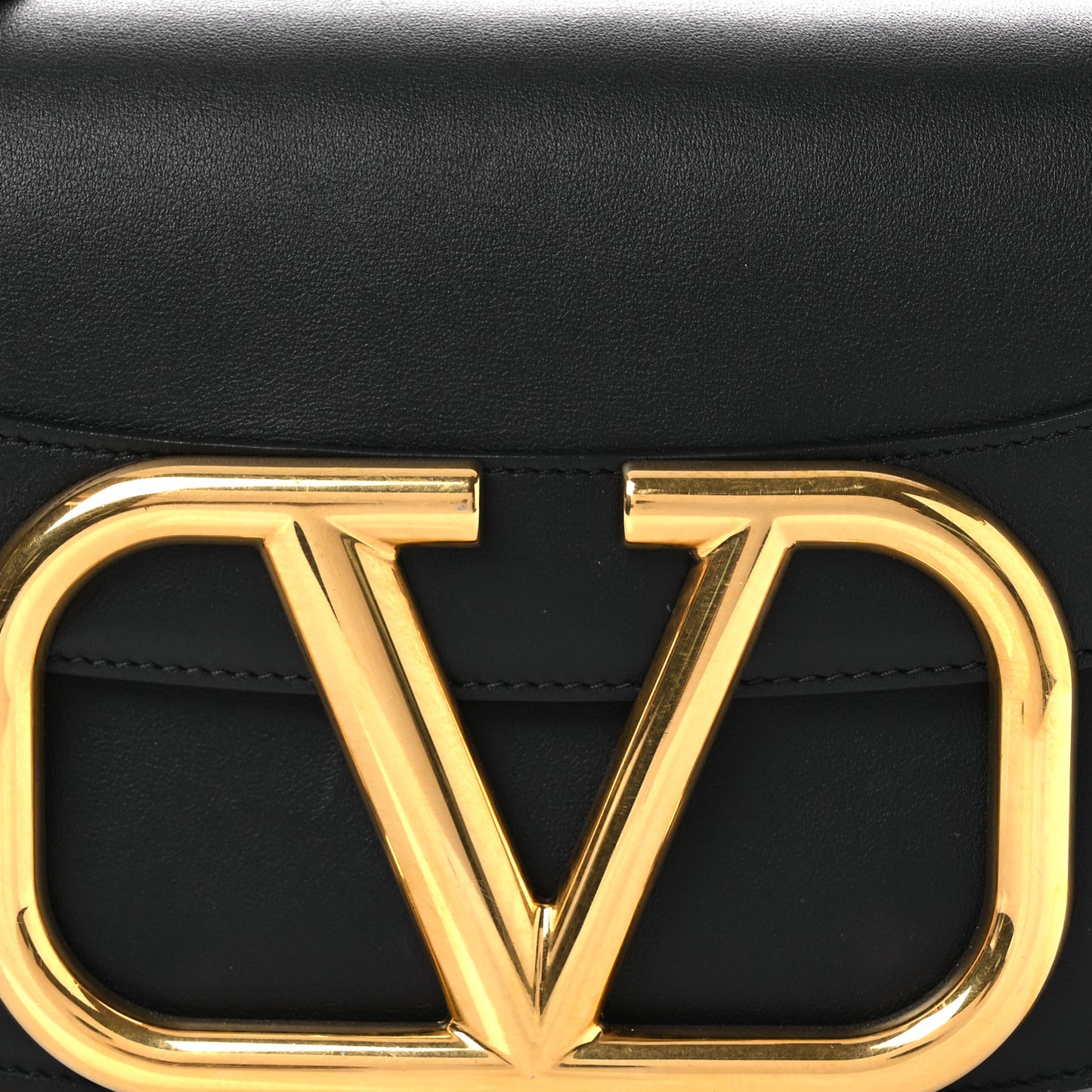Smooth Calfskin Supervee Shoulder Bag Black