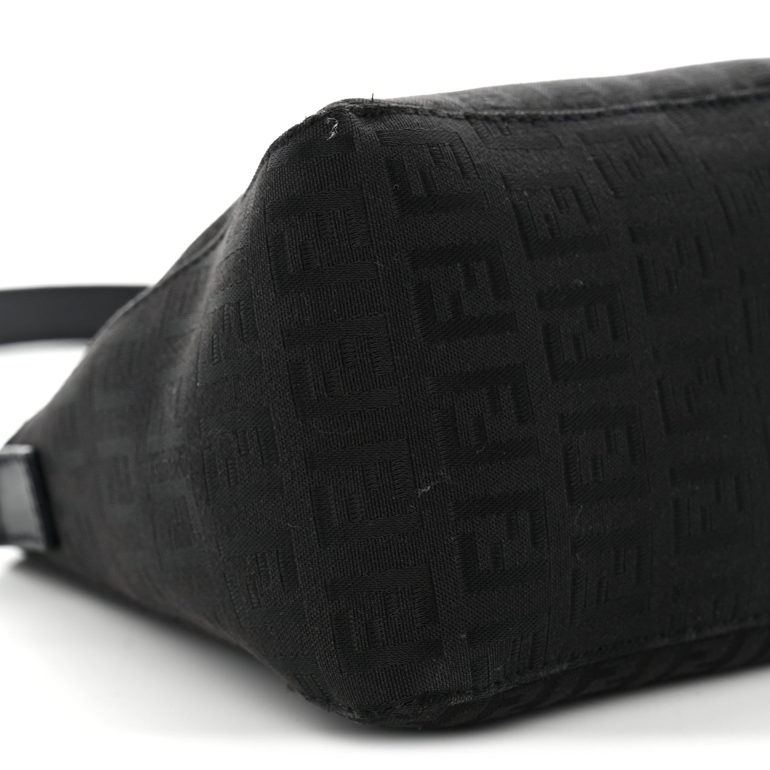 Fendi Zucchino Vitello Pochette Black 1975415 – FASHIONPHILE
