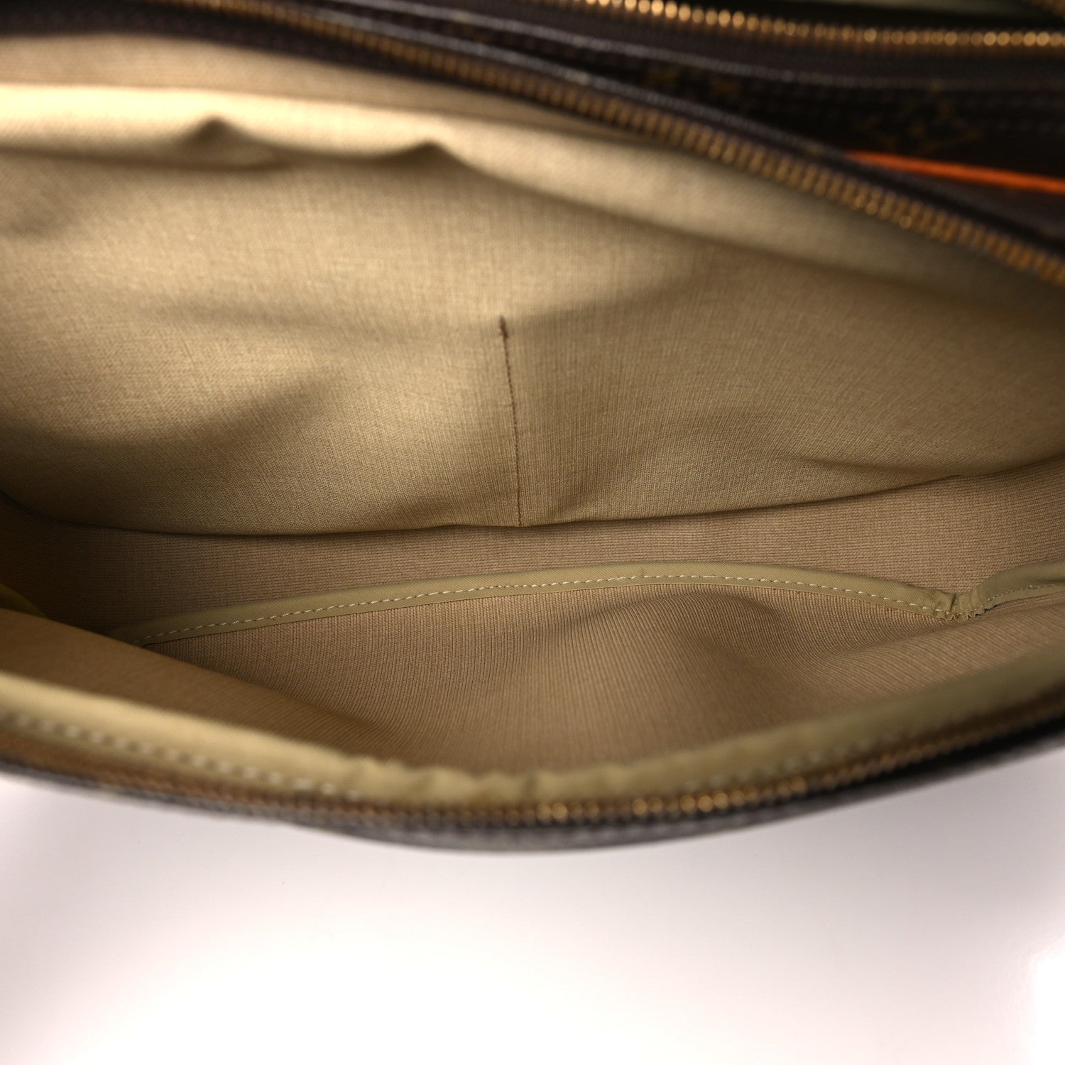 Louis Vuitton Monogram Reporter GM 6 of 9