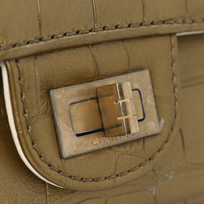 Chanel Lambskin Metallic Calfskin Crocodile Embossed 2.55 Cocodile Reissue 225 Flap White Gold 10 of 12