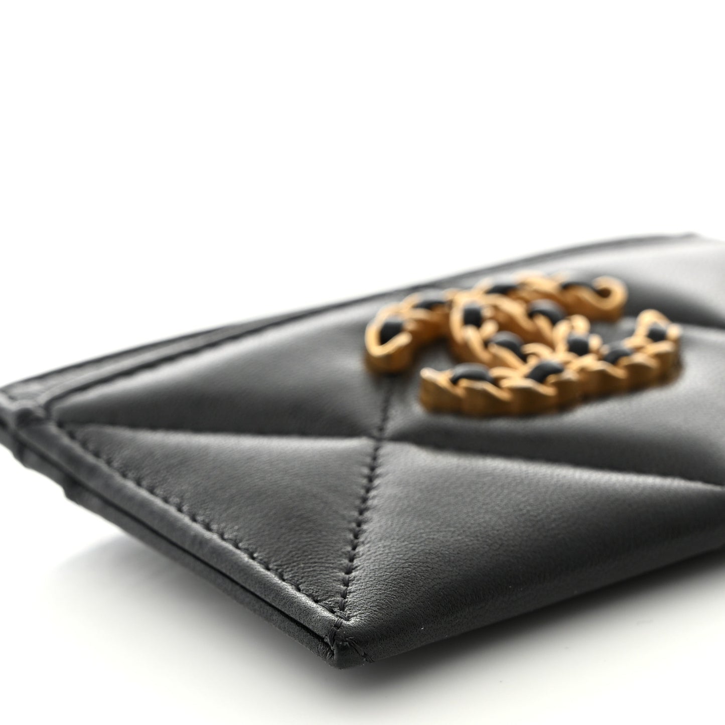 Lambskin Quilted Chanel 19 Card Holder Black