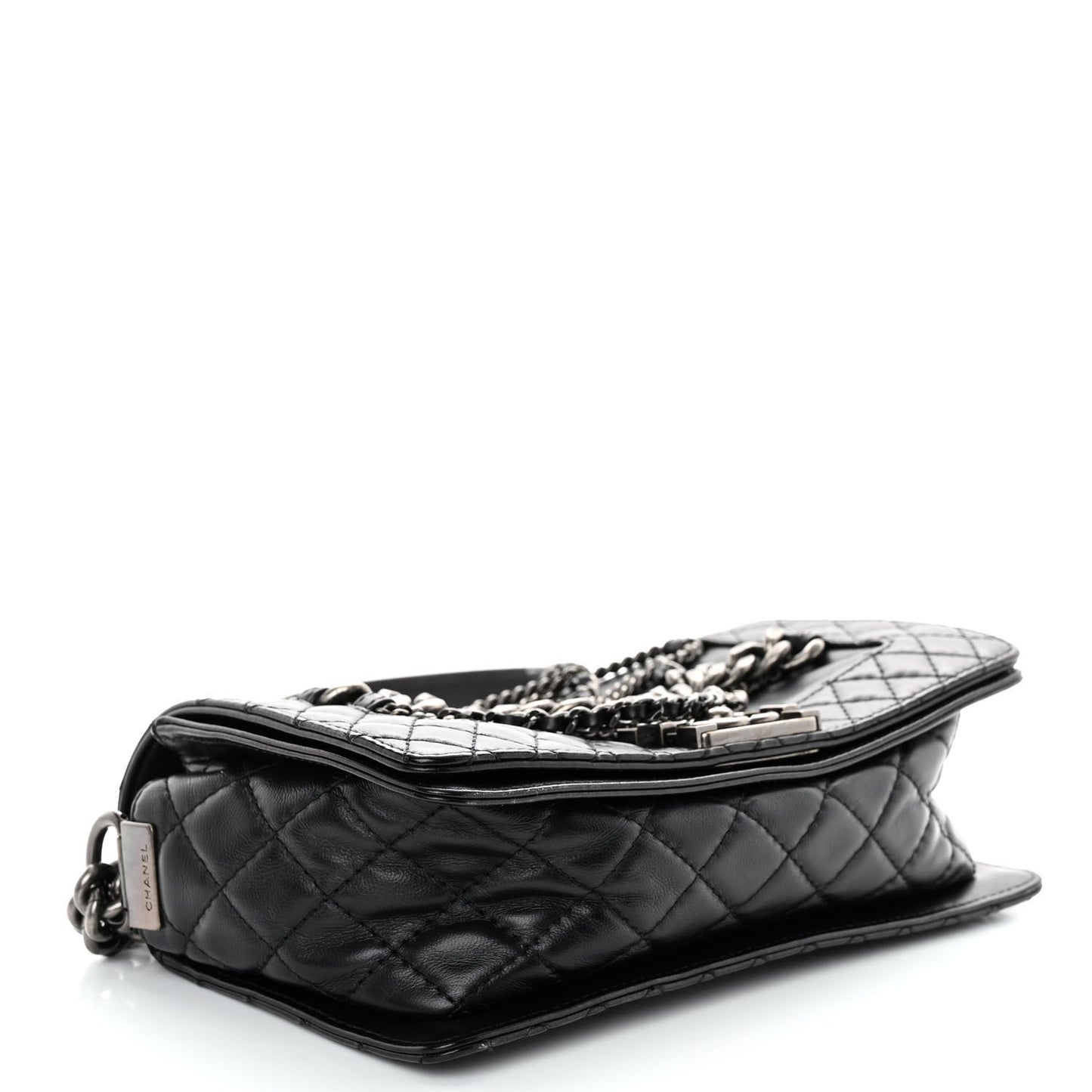 Calfskin Enchained Medium Boy Flap Black