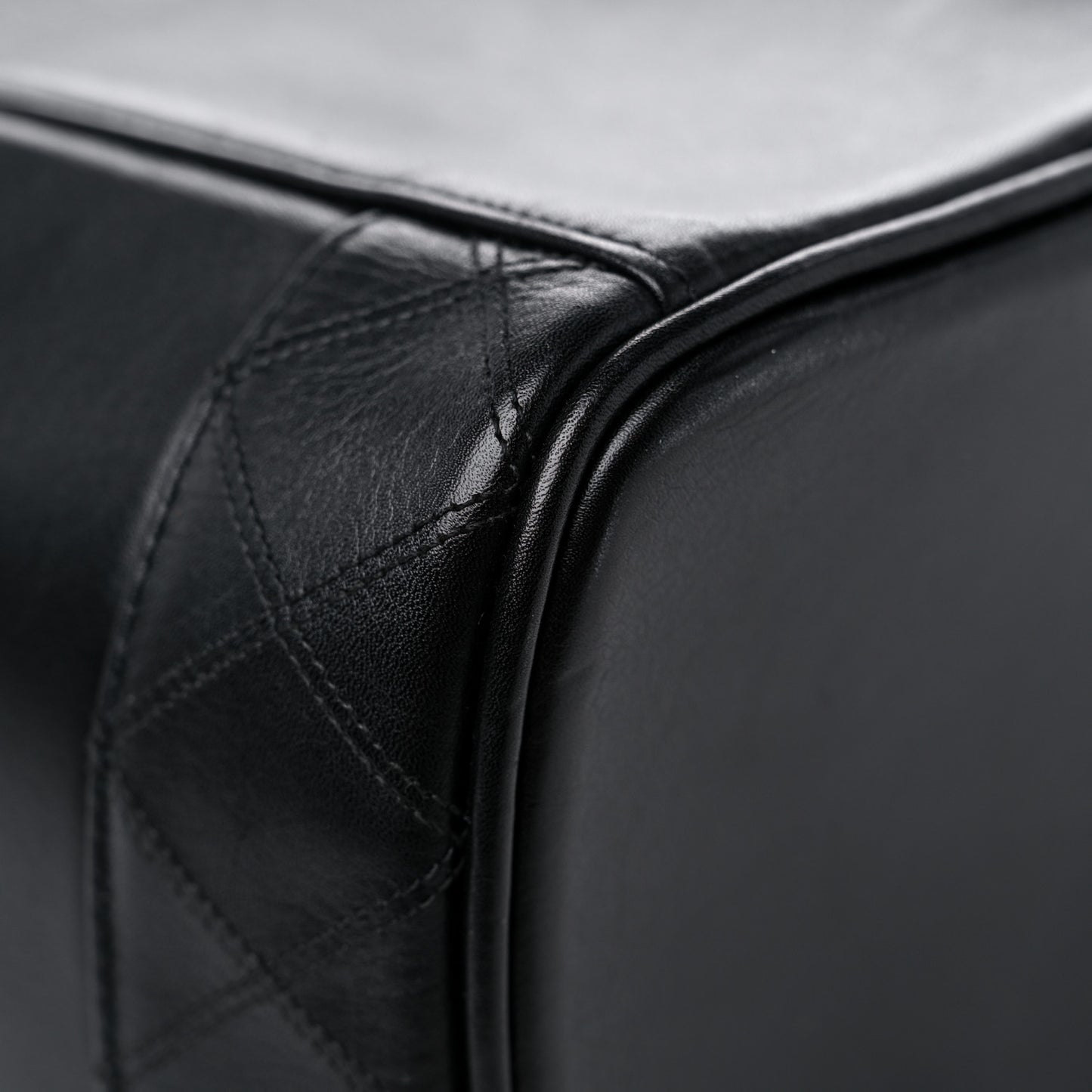 Lambskin Vanity Cosmetic Case Black