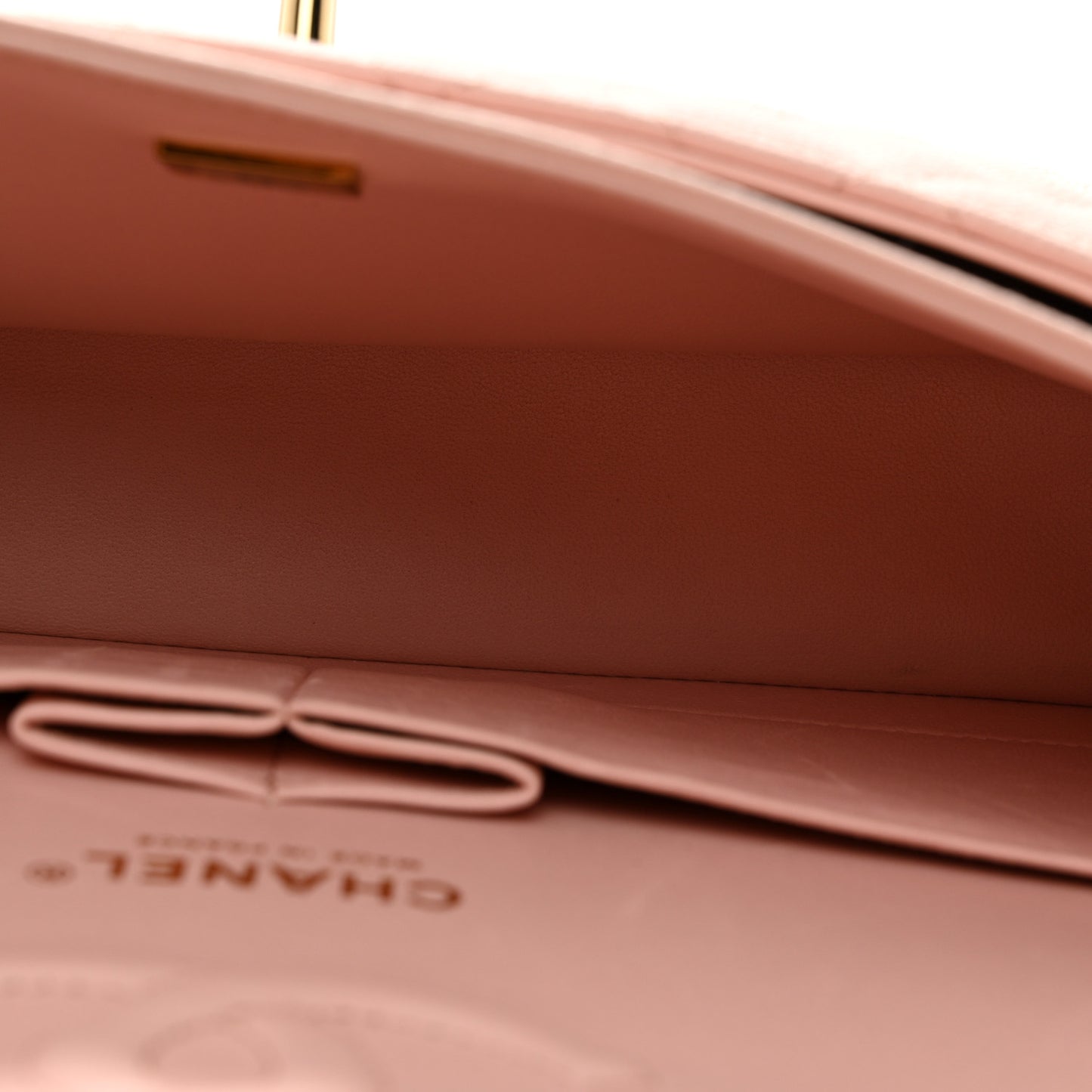 Caviar Quilted Medium Double Flap Light Pink