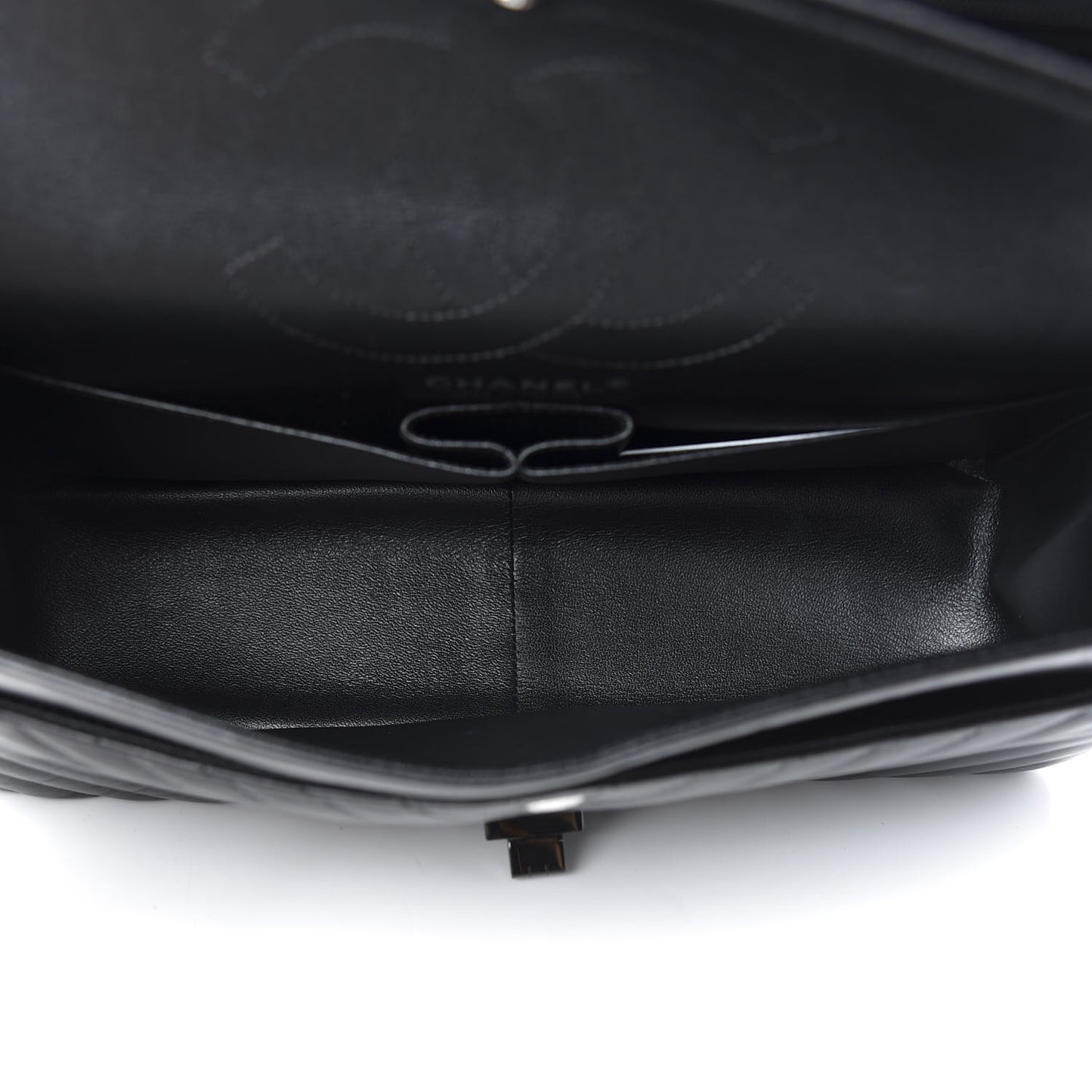 Aged Calfskin Chevron Quilted 2.55 Reissue 226 So Black