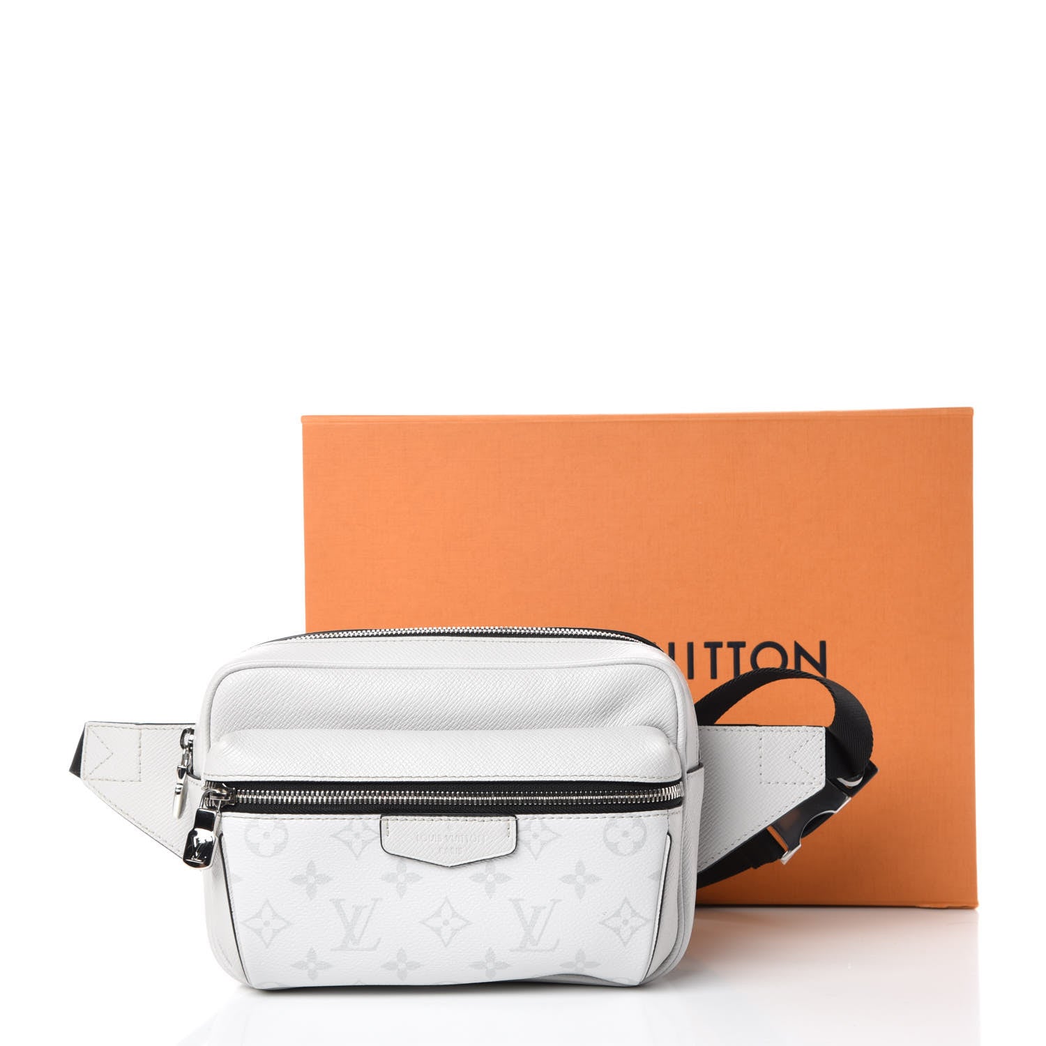 Louis Vuitton Taiga Monogram Outdoor Bumbag White 13 of 13