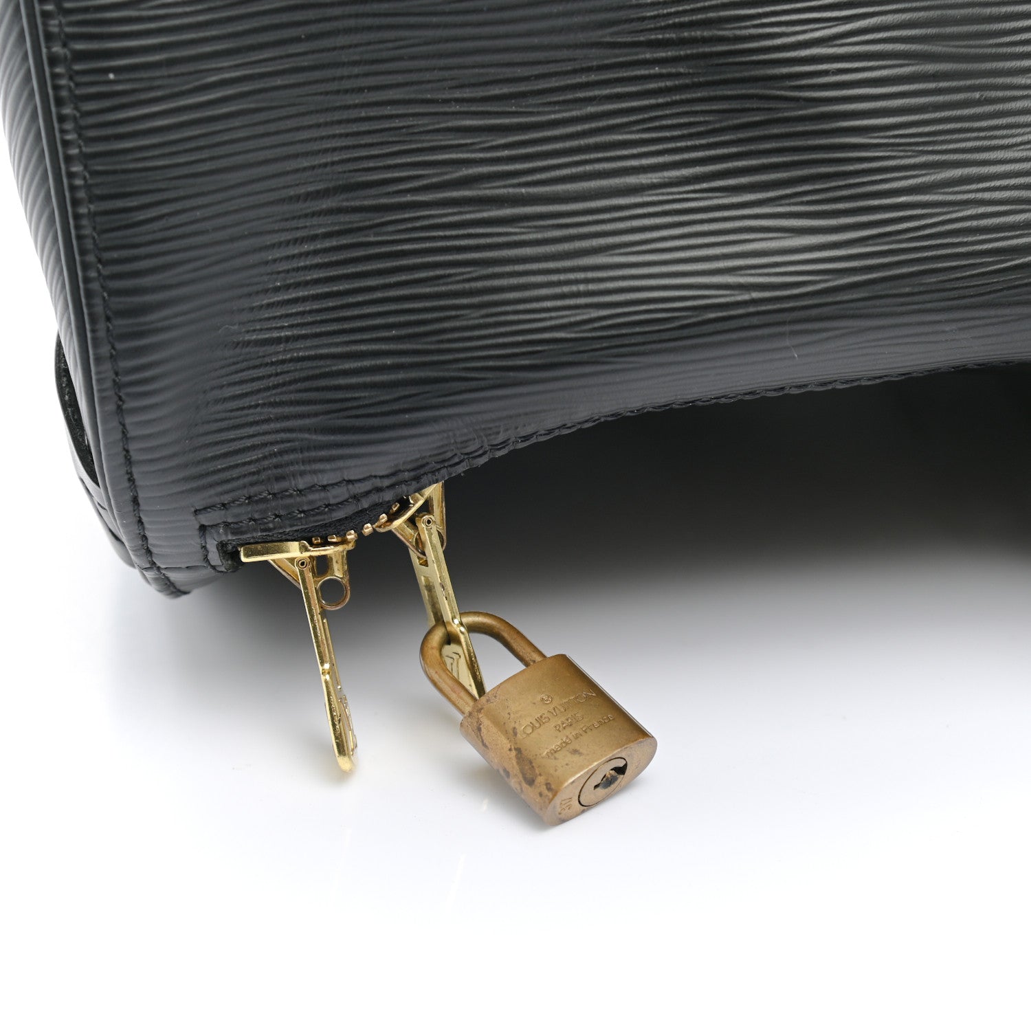 Louis Vuitton Epi Keepall 50 Black 17 of 18