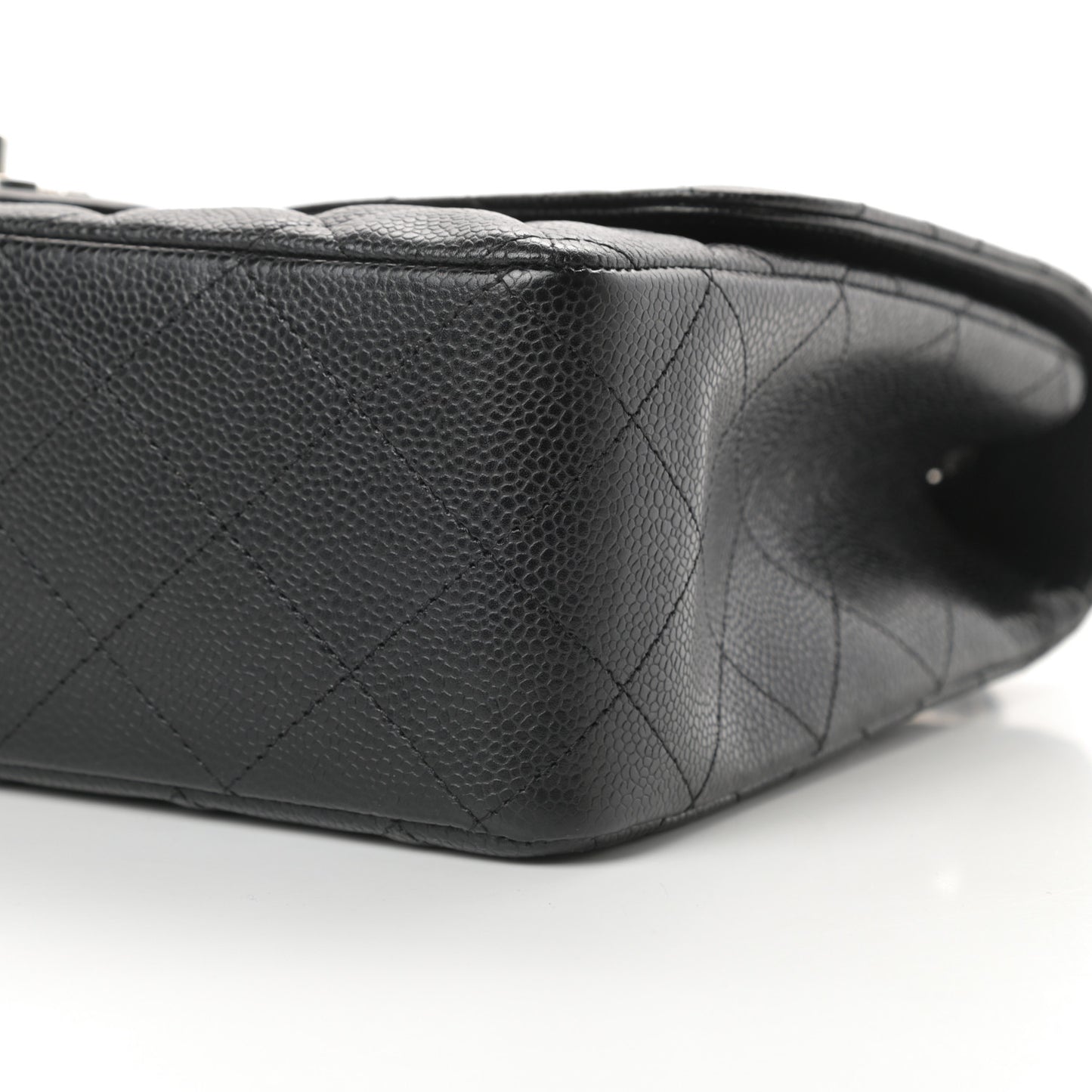 Caviar Quilted Jumbo Single Flap Black