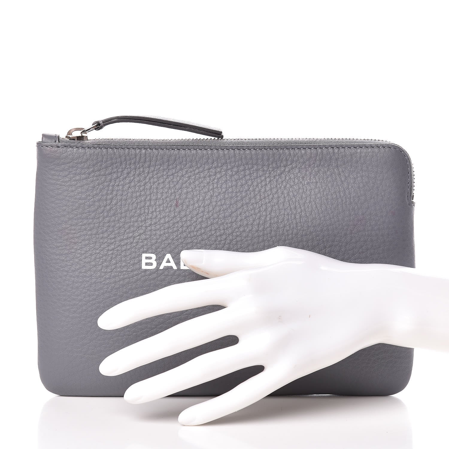 Balenciaga Calfskin Logo Medium Everyday Pouch Gris Perle Fonce White 2 of 9