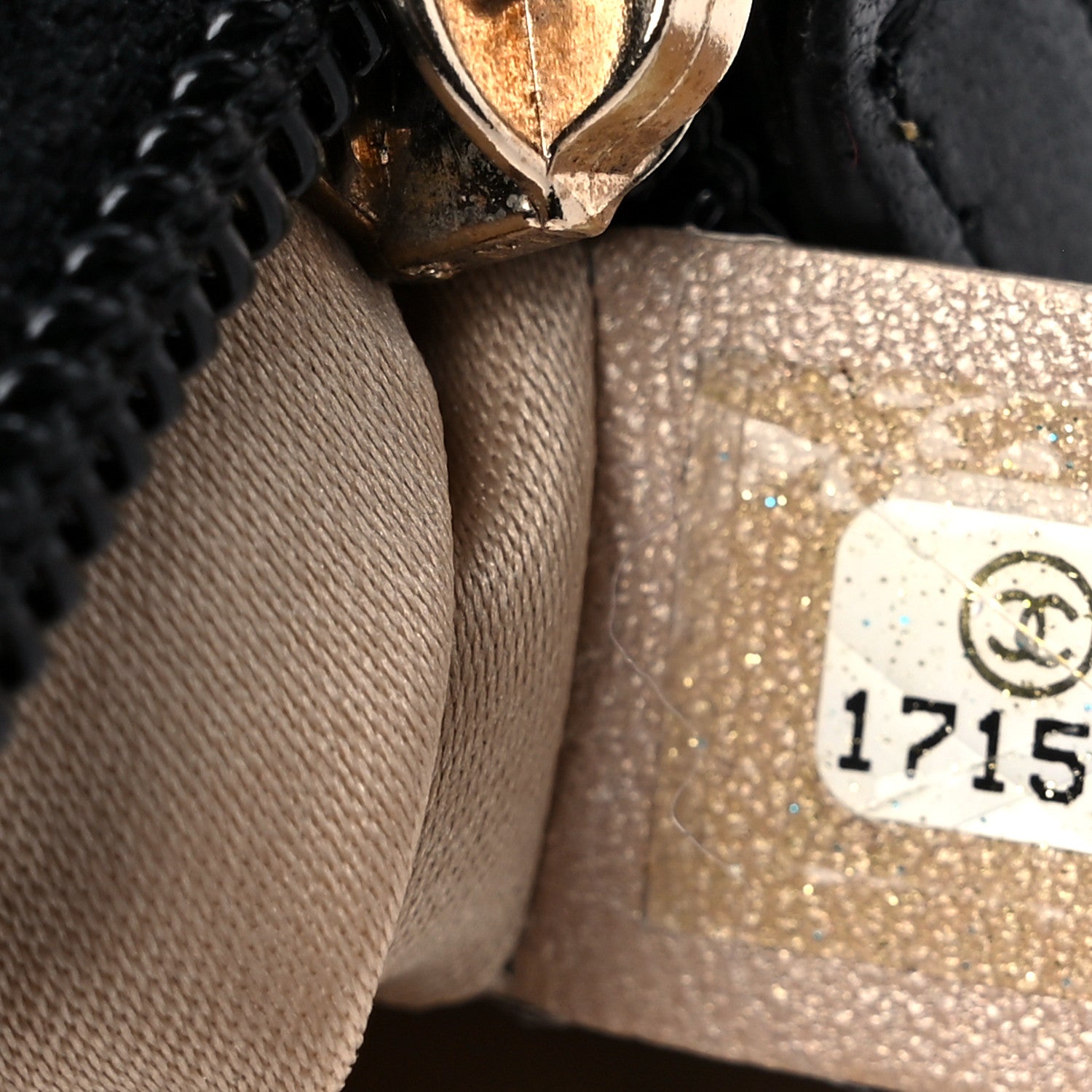 Chanel Lambskin Camellia Embossed Key Holder Case Black 7 of 10