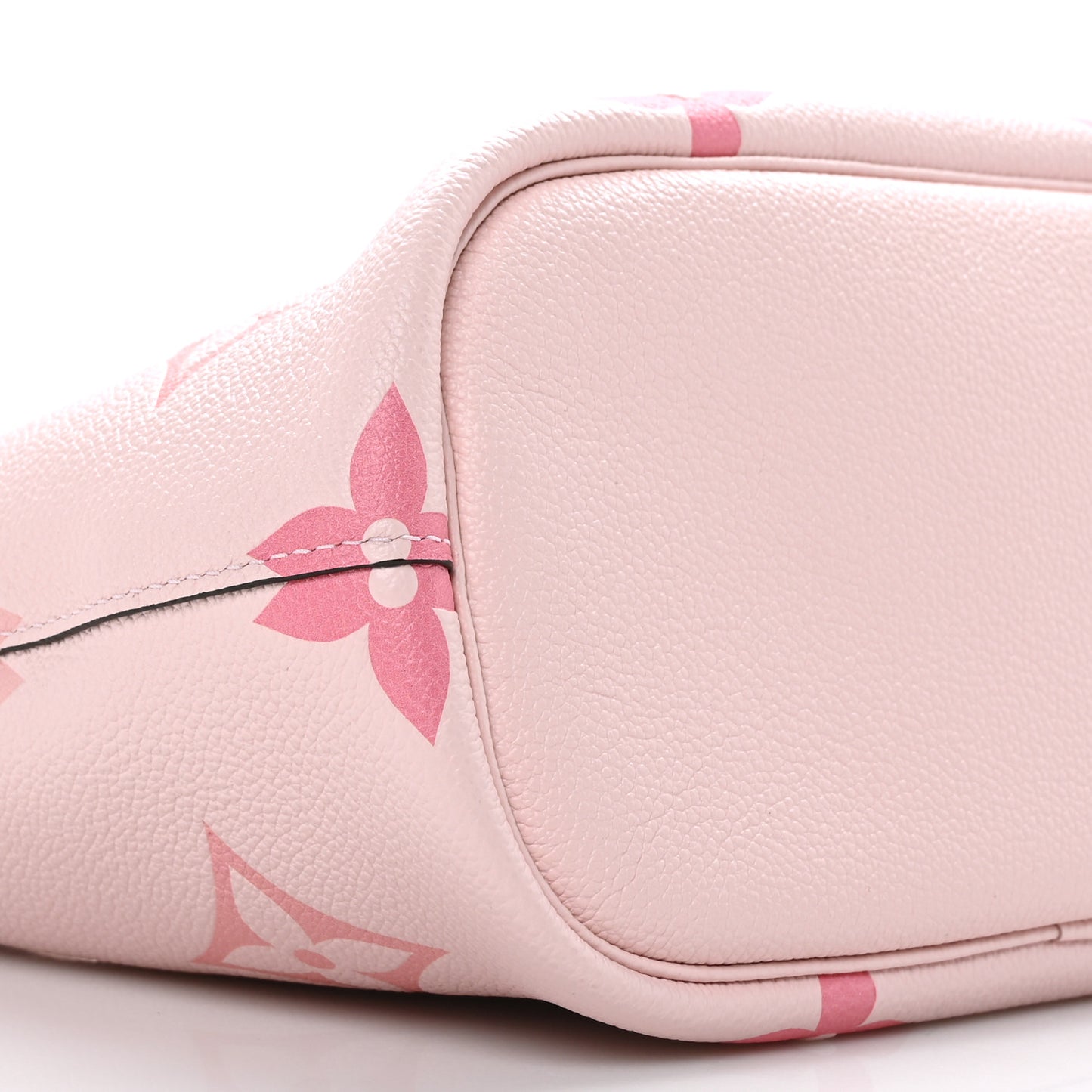 Empreinte Monogram Giant By The Pool Marshmallow Hobo PM Bouton De Rose
