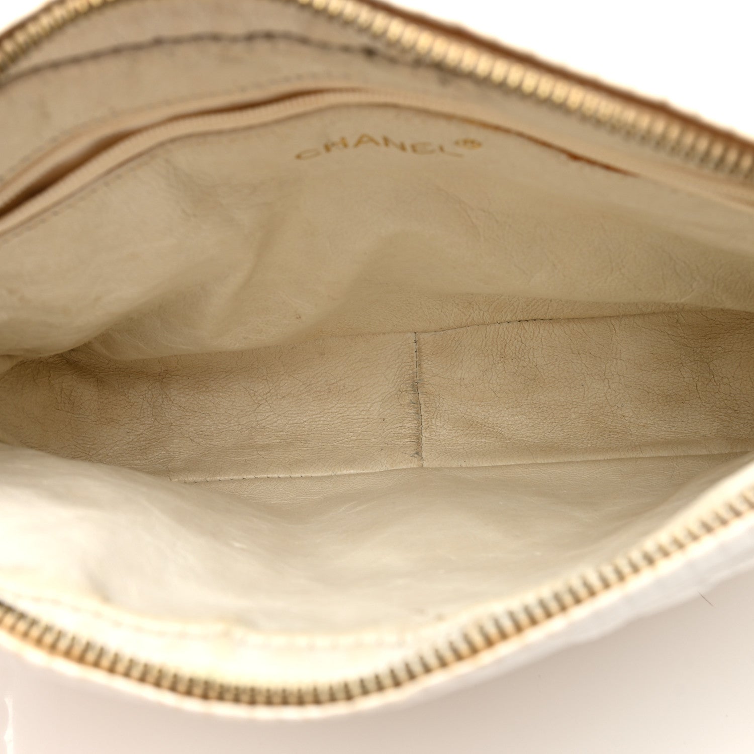 Chanel Lizard Quilted Small Tassel Camera Case White 5 of 11