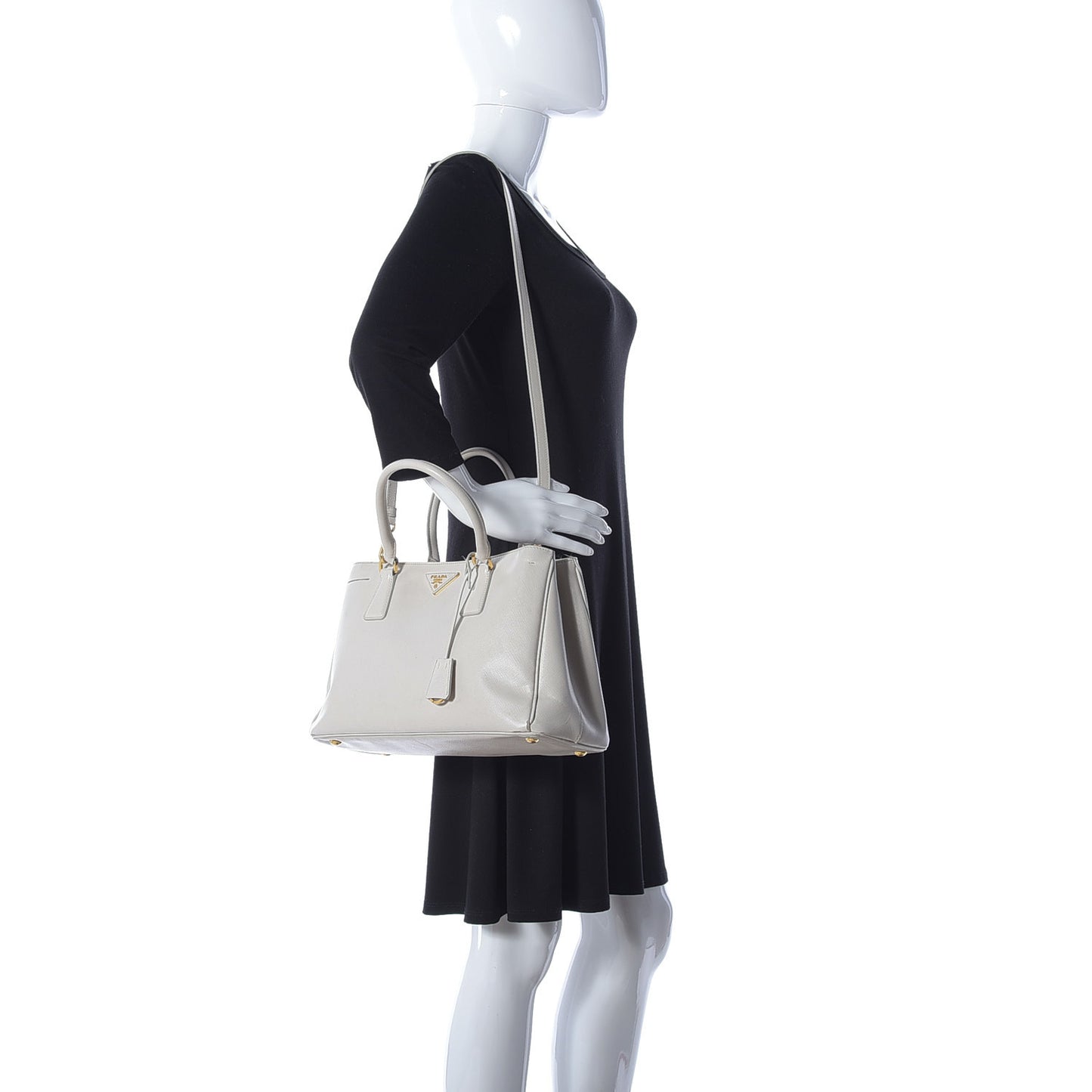 Saffiano Lux Medium Tote Talco