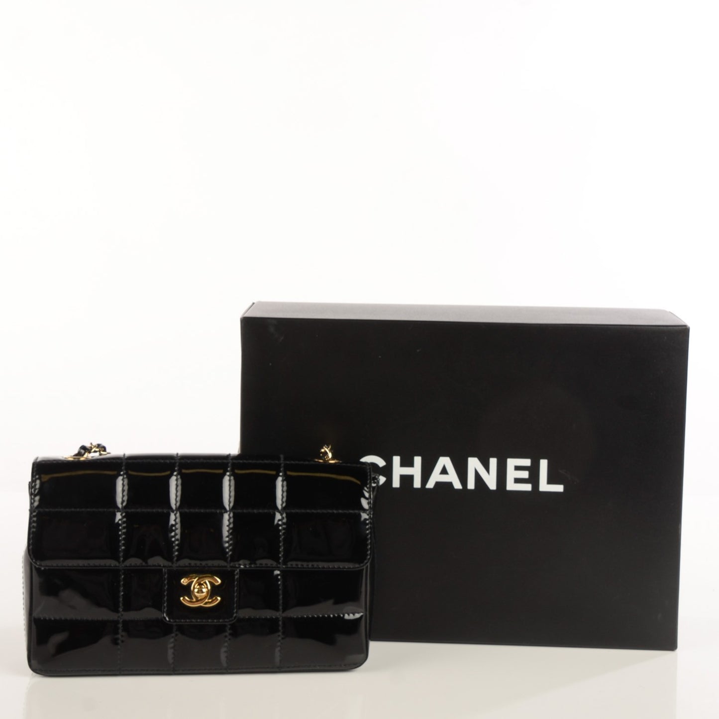 Patent Quilted Medium Chocolate Bar Flap Black