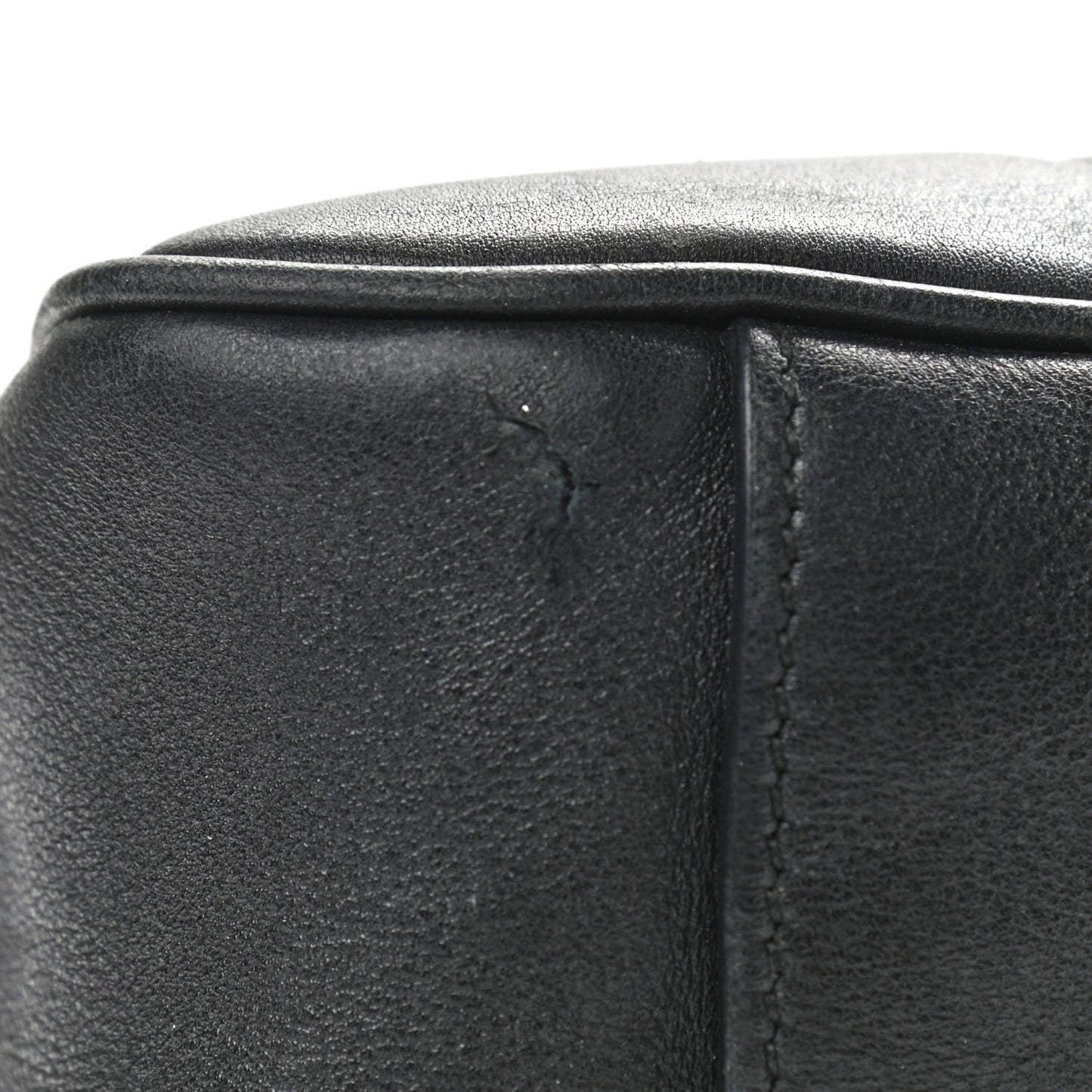 Calfskin Matelasse Medium GG Marmont Shoulder Bag Black