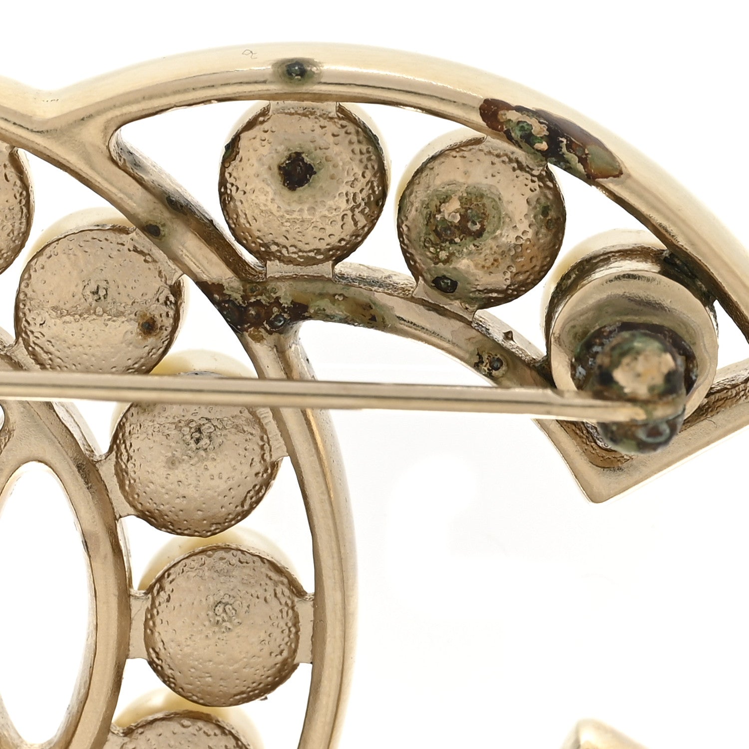 Chanel Pearl CC Brooch Light Gold 4 of 4