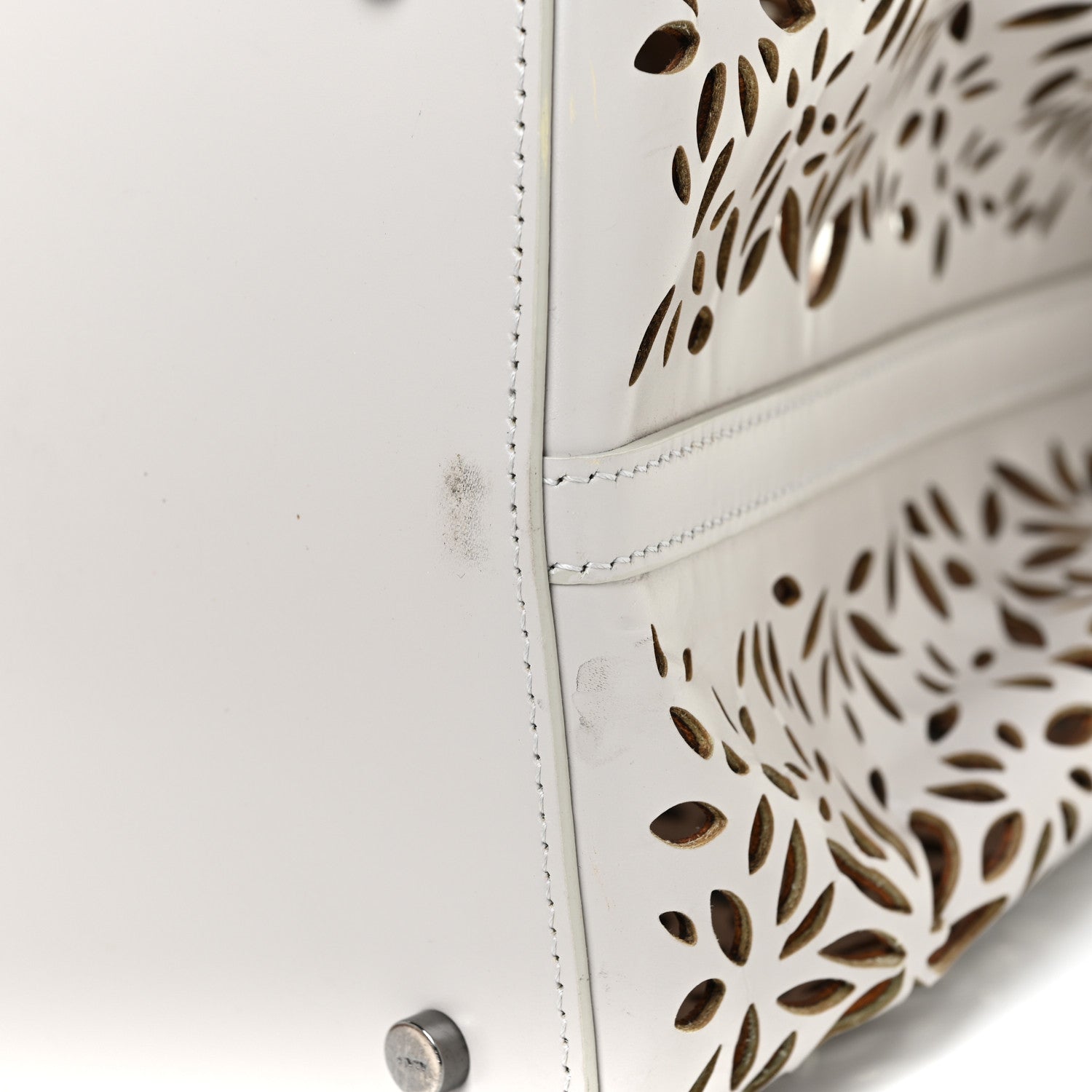 Alaia Calfskin Laser Cut Mina 32 Bag White 16 of 17