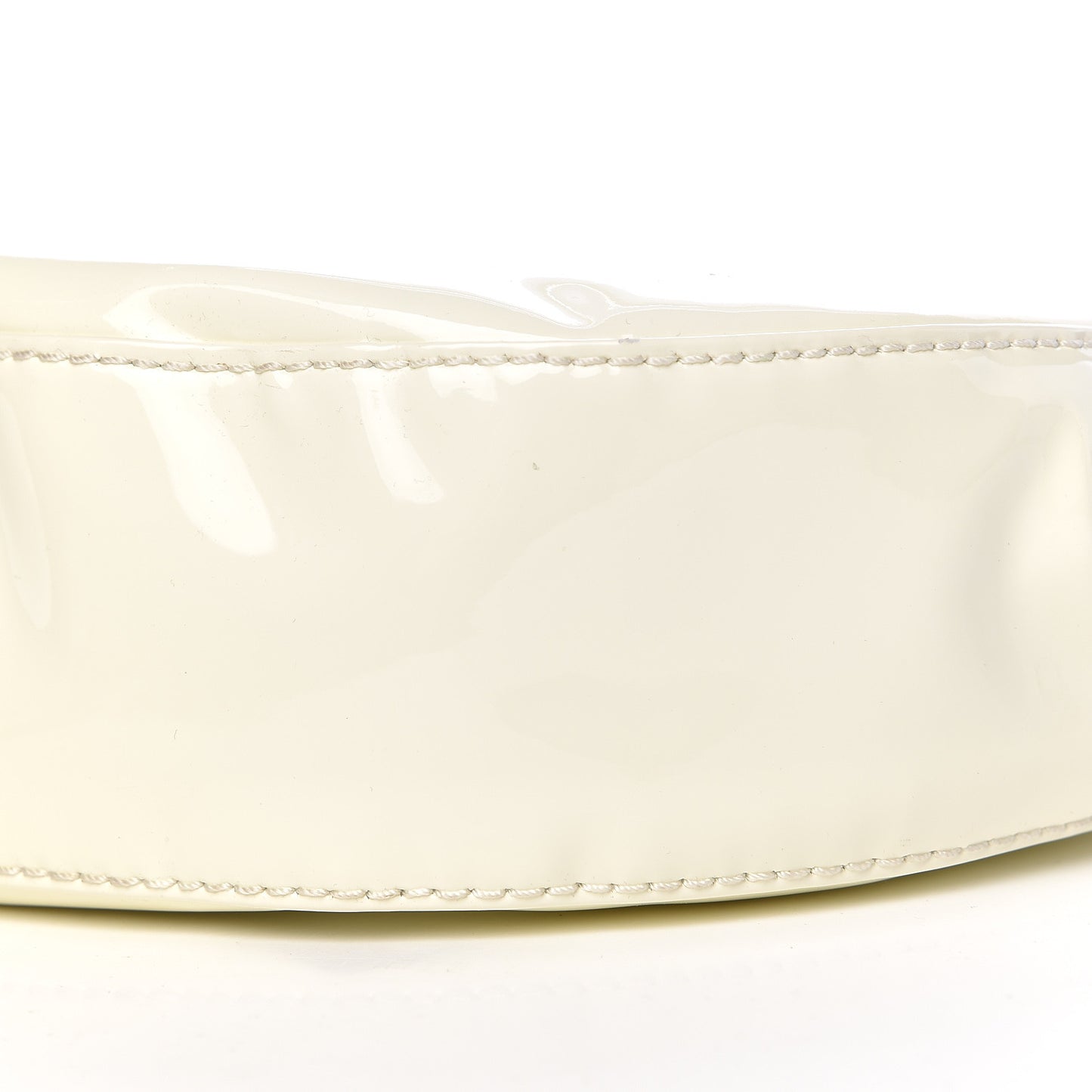 Patent Chain Hobo White