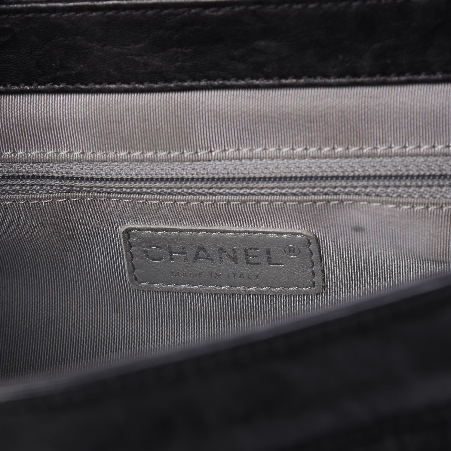 Chanel Washed Lambskin Quilted Medium Chain Around Messenger Black 5 of 8