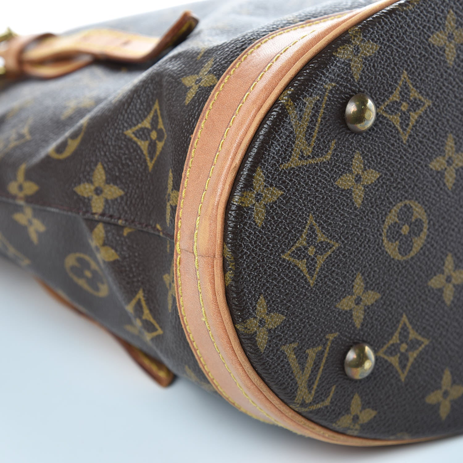 Louis Vuitton Monogram Petit Bucket 23 9 of 16