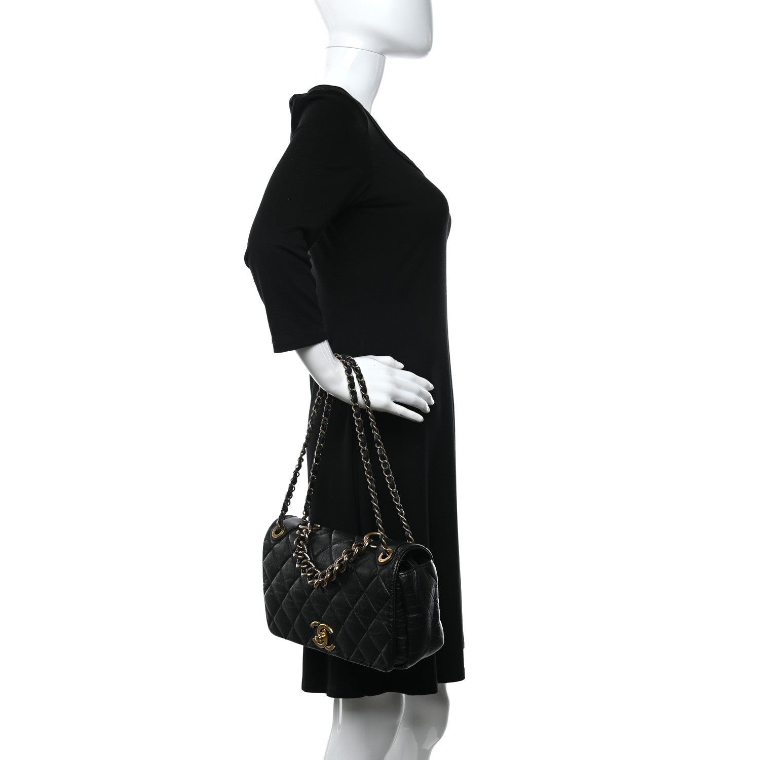 Chanel Aged Calfskin Quilted Small Pondichery Flap Black 2 of 10