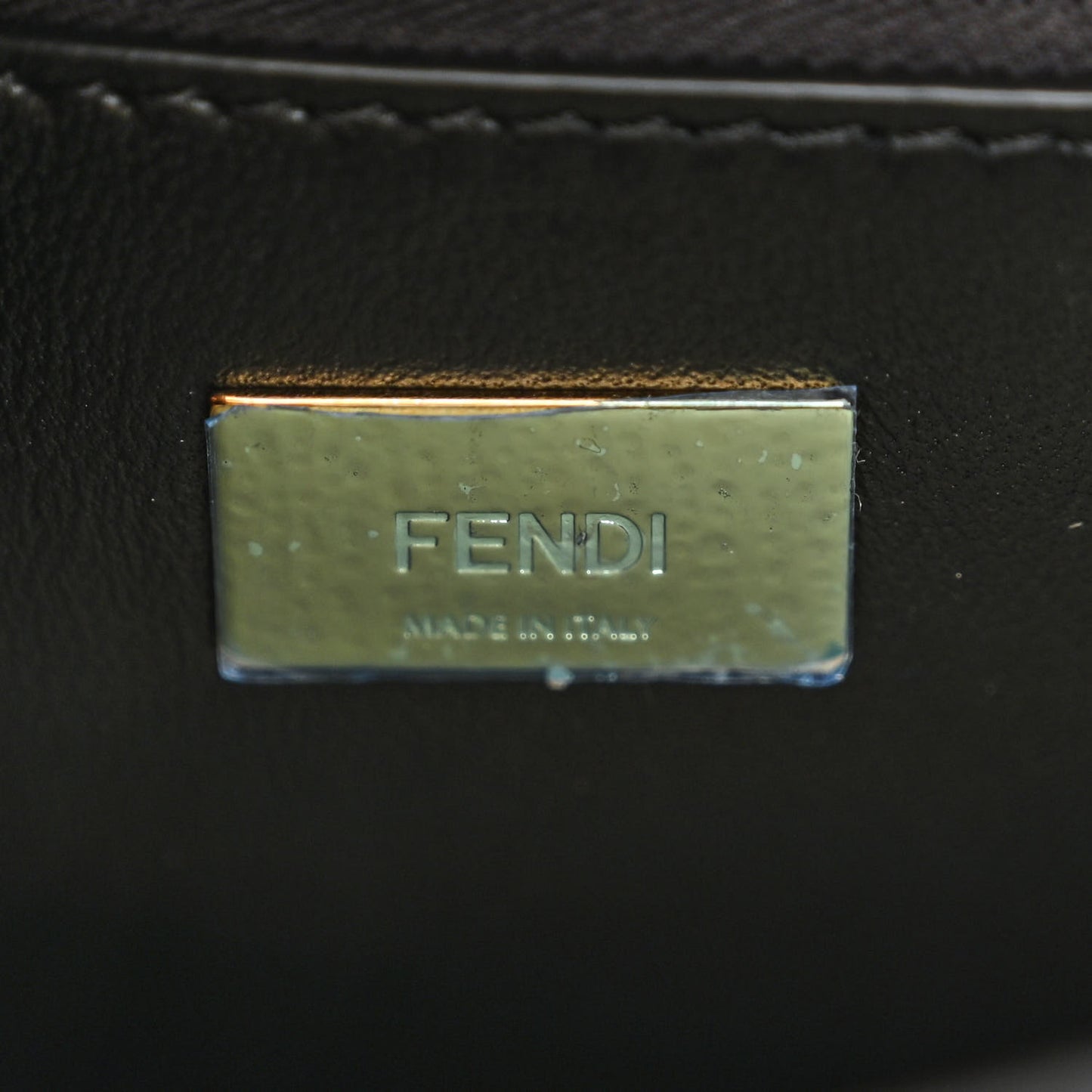 Vitello Seta Shiny Nappa Mini Peekaboo Iconic Satchel Black