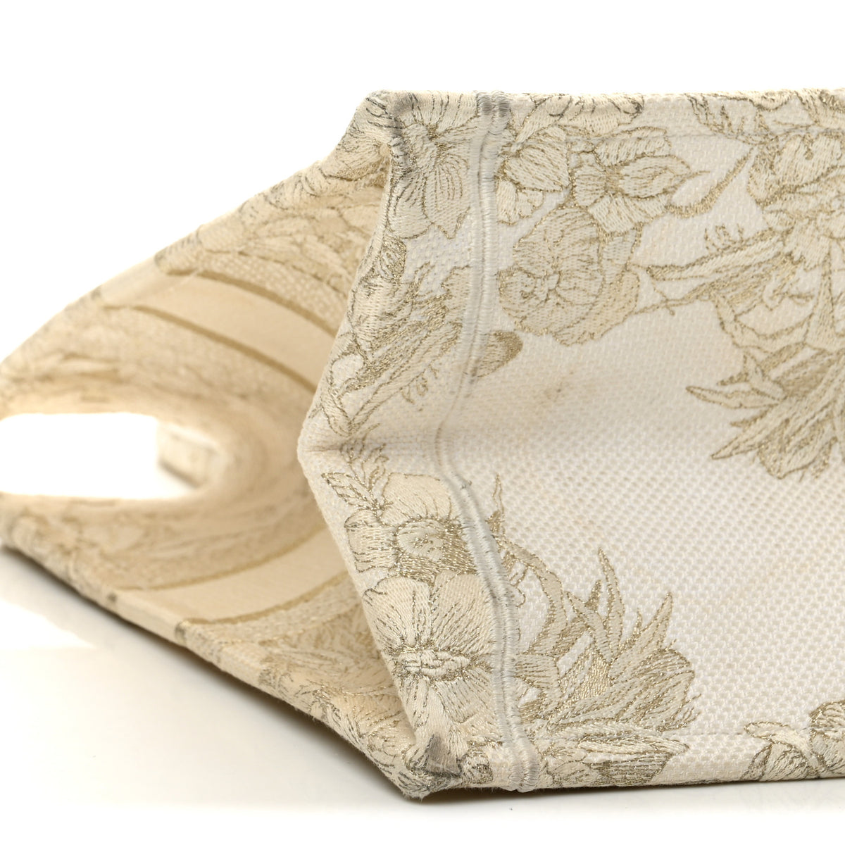 Canvas Embroidered Medium Rêve d'Infini Book Tote Gold