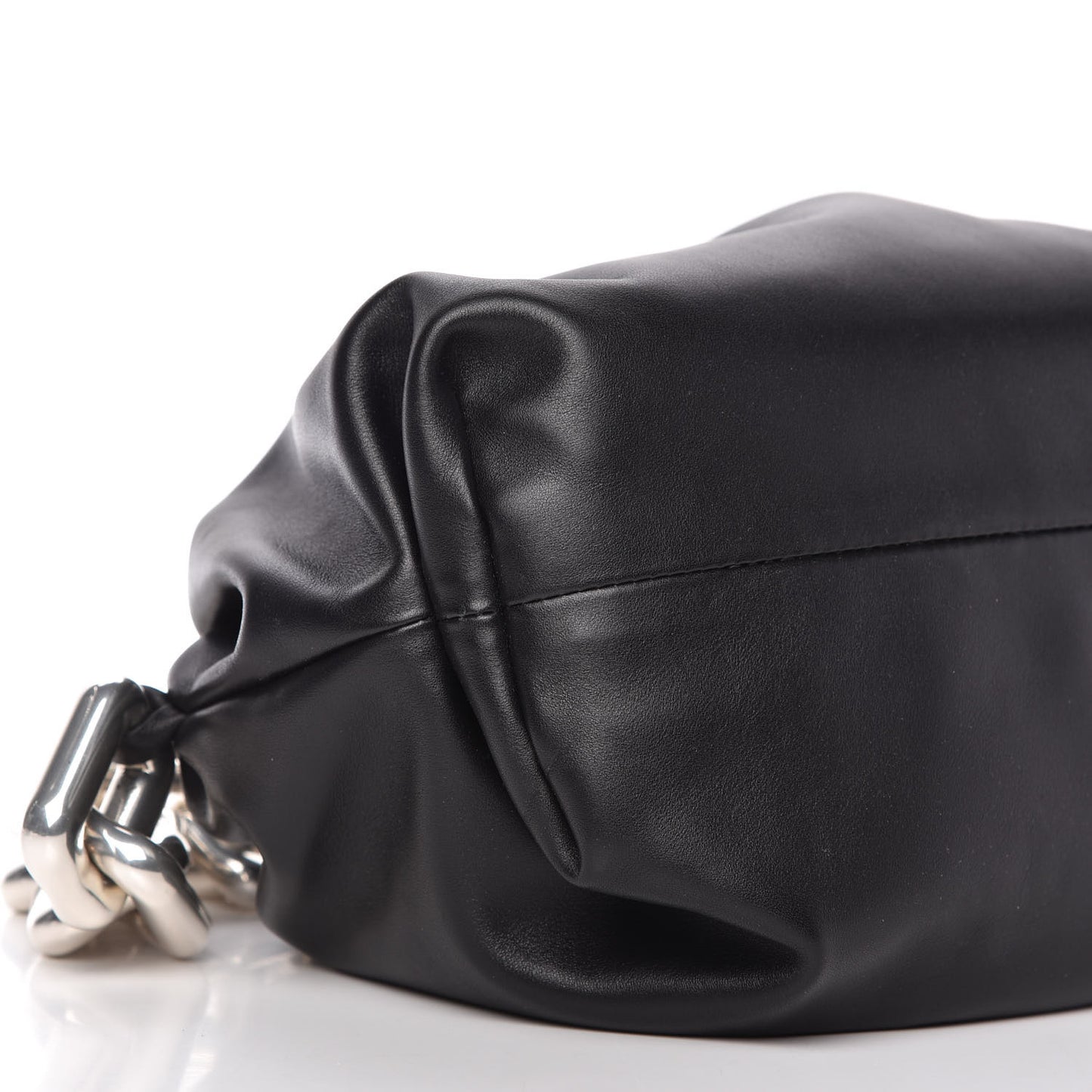 Calfskin The Pouch Chain Black